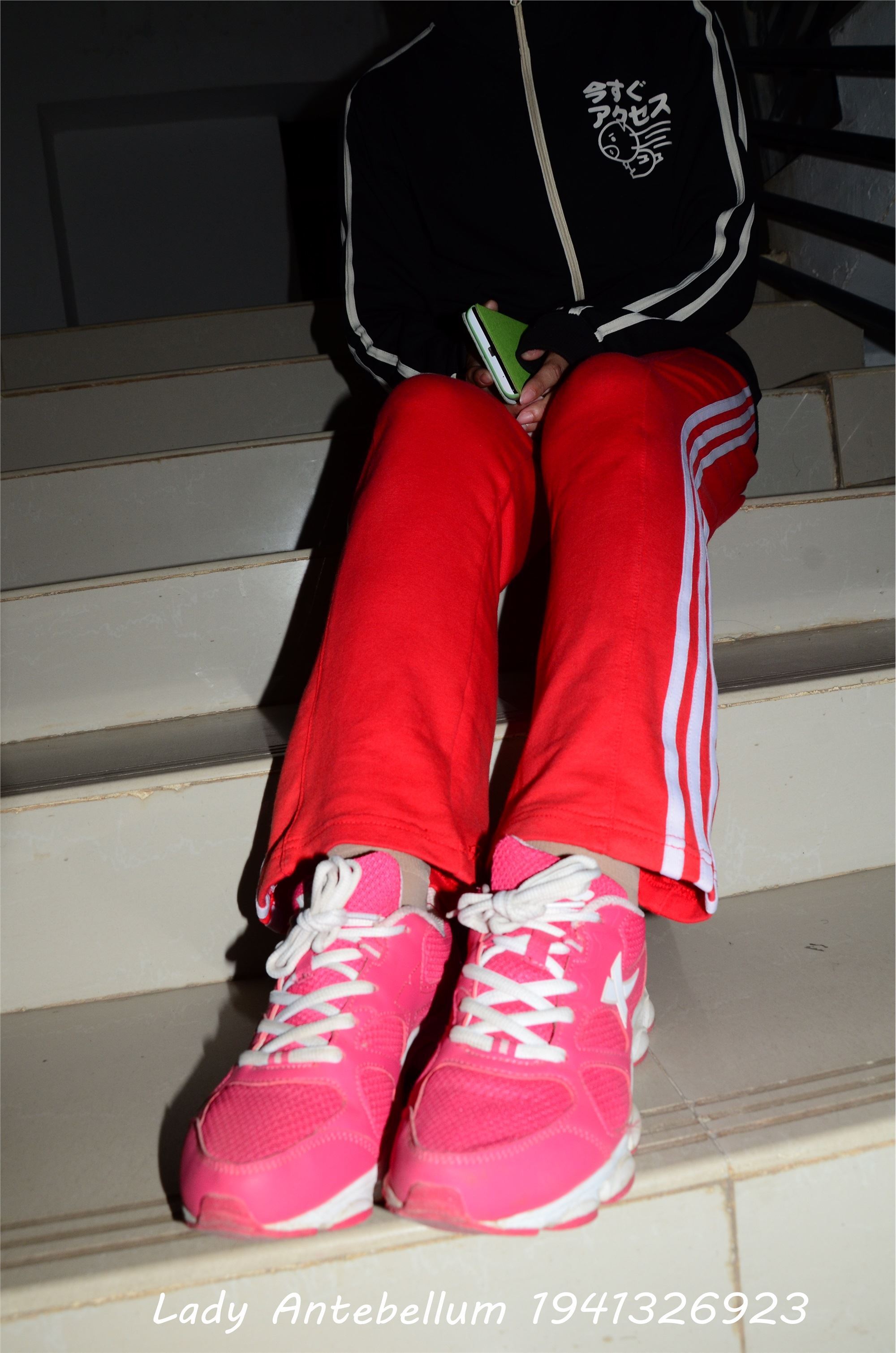 战前女神  恋足美腿棉袜女神级摄影套图 079