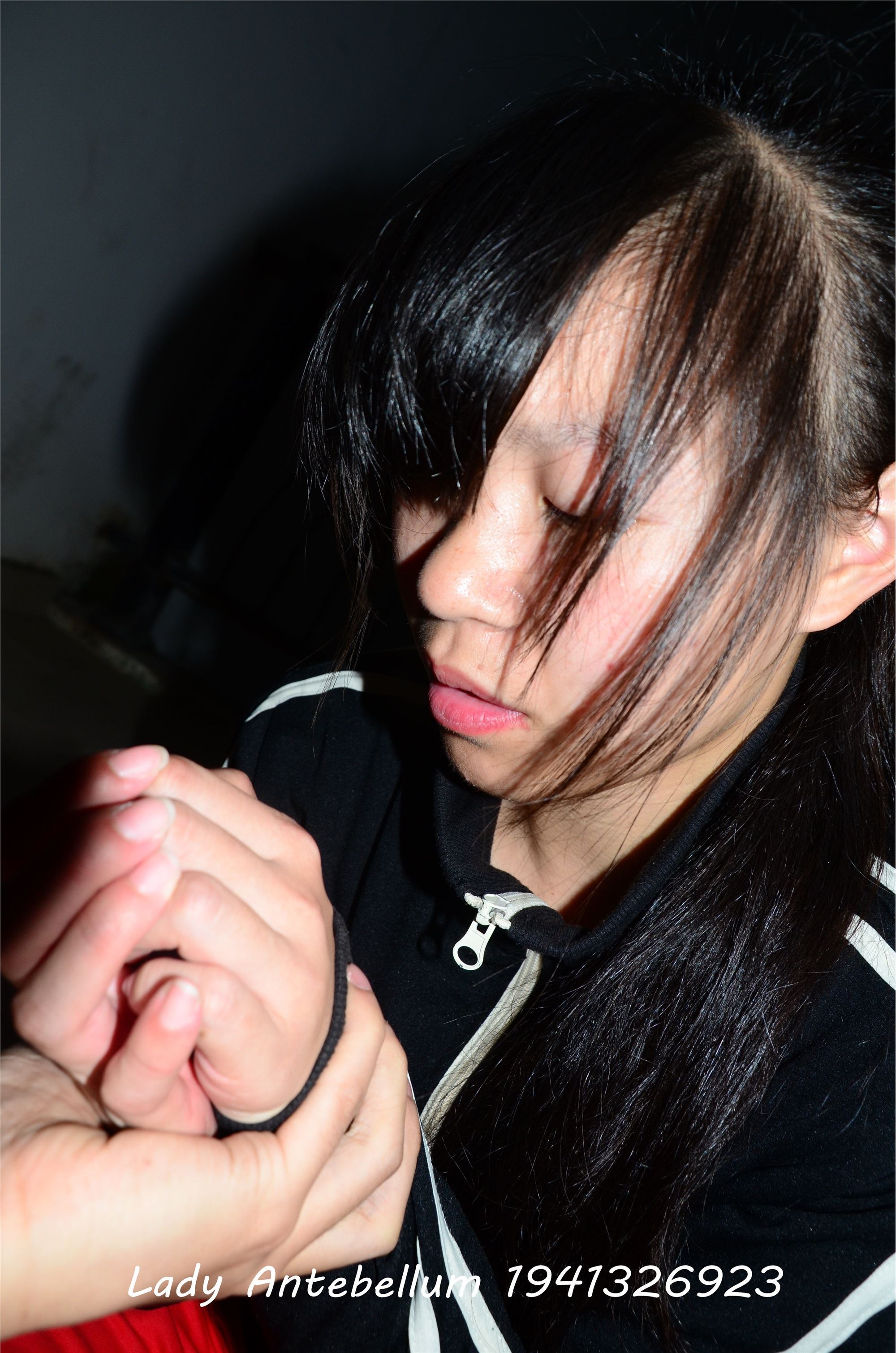 战前女神  恋足美腿棉袜女神级摄影套图 079