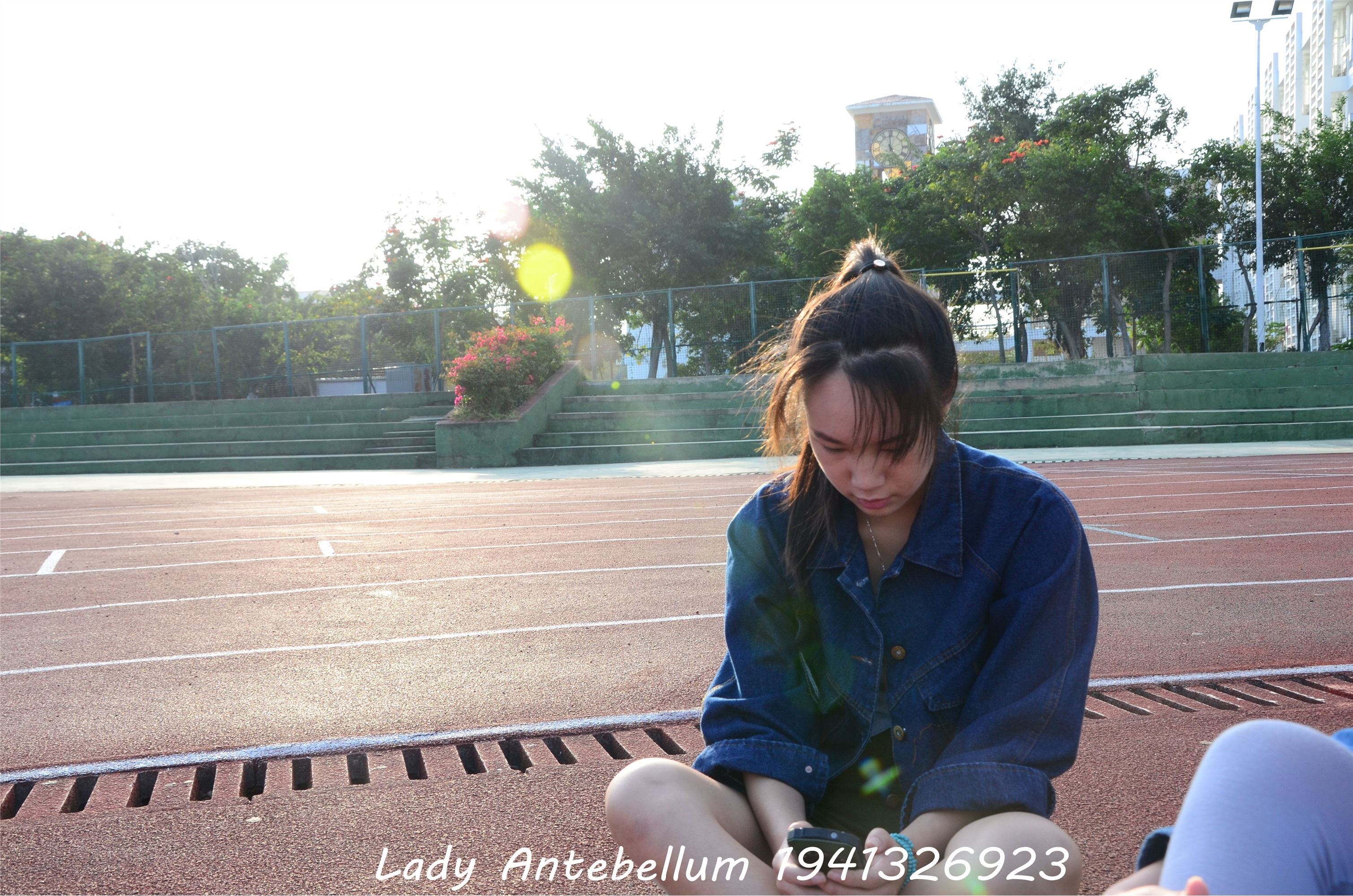 战前女神  恋足美腿棉袜女神级摄影套图 080