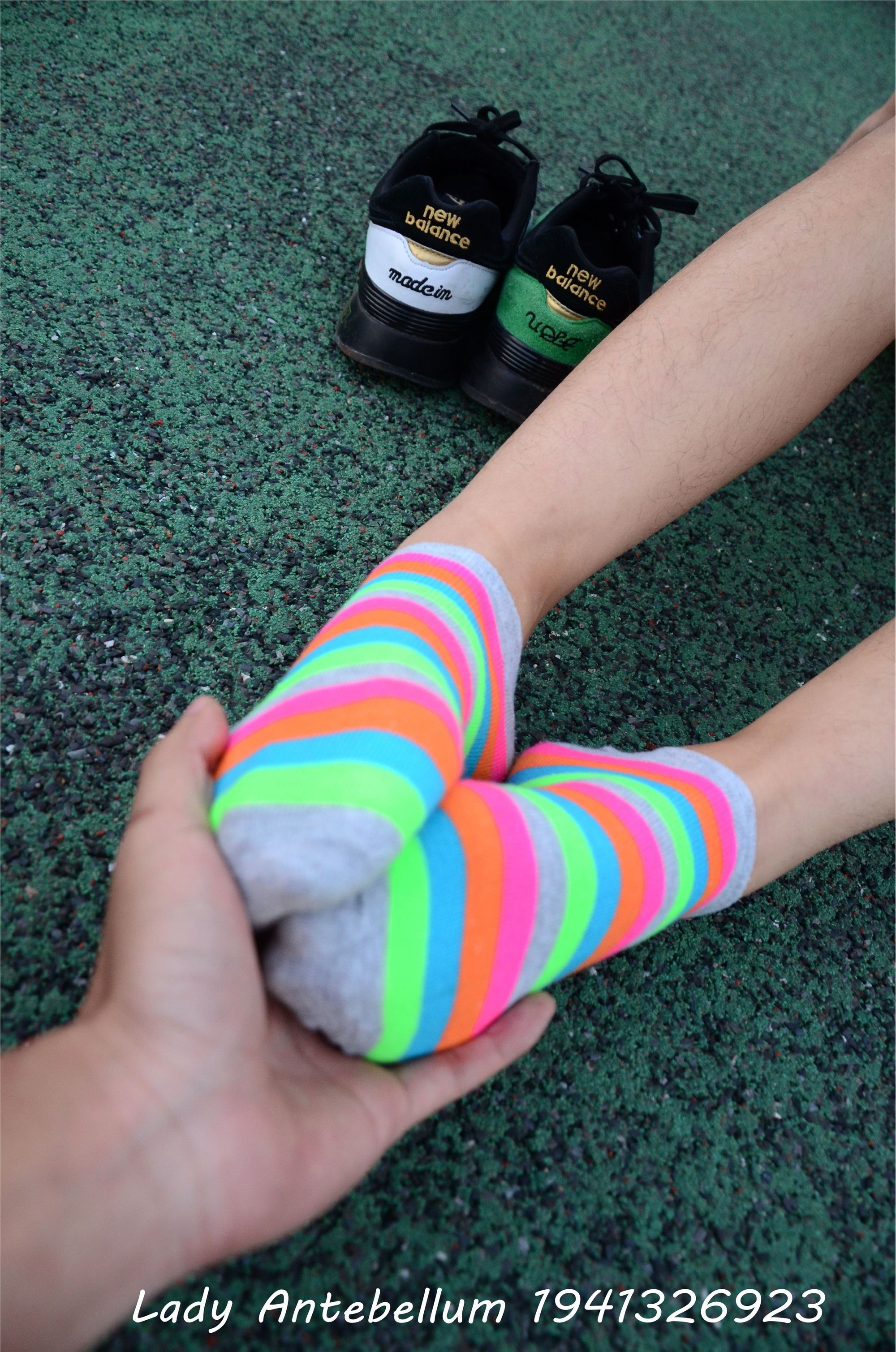 战前女神  恋足美腿棉袜女神级摄影套图 080