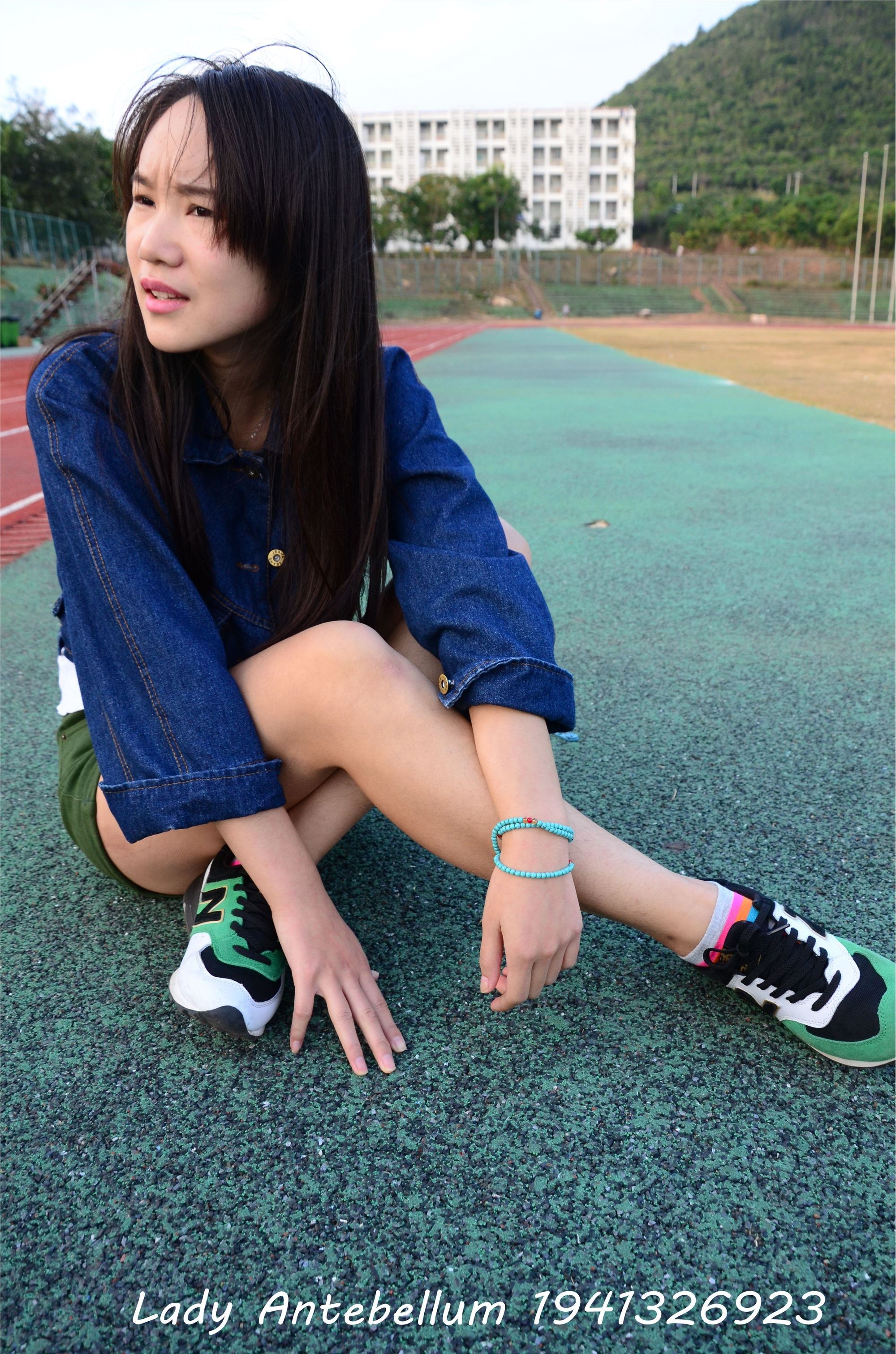 战前女神  恋足美腿棉袜女神级摄影套图 080