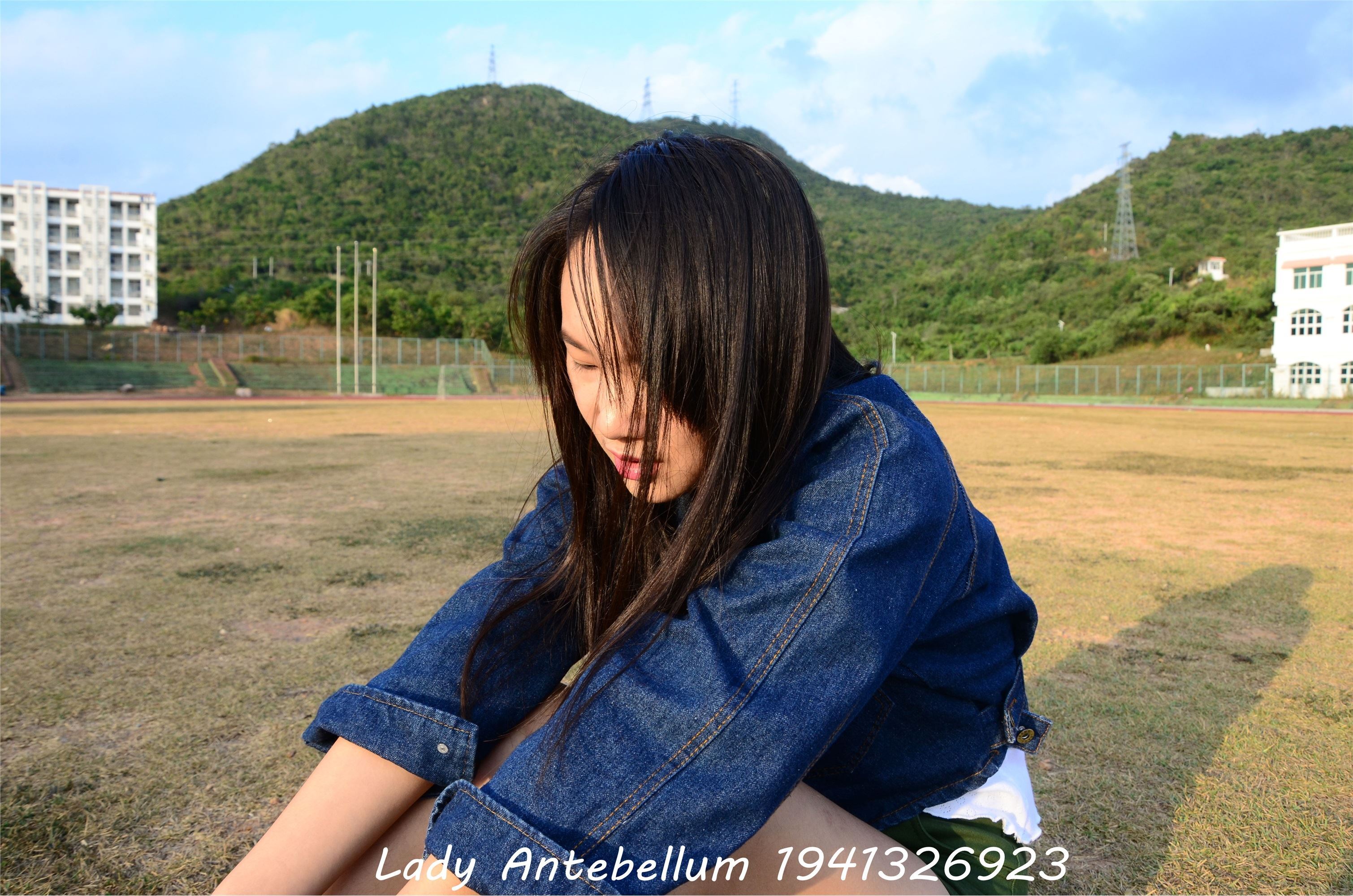 战前女神  恋足美腿棉袜女神级摄影套图 080