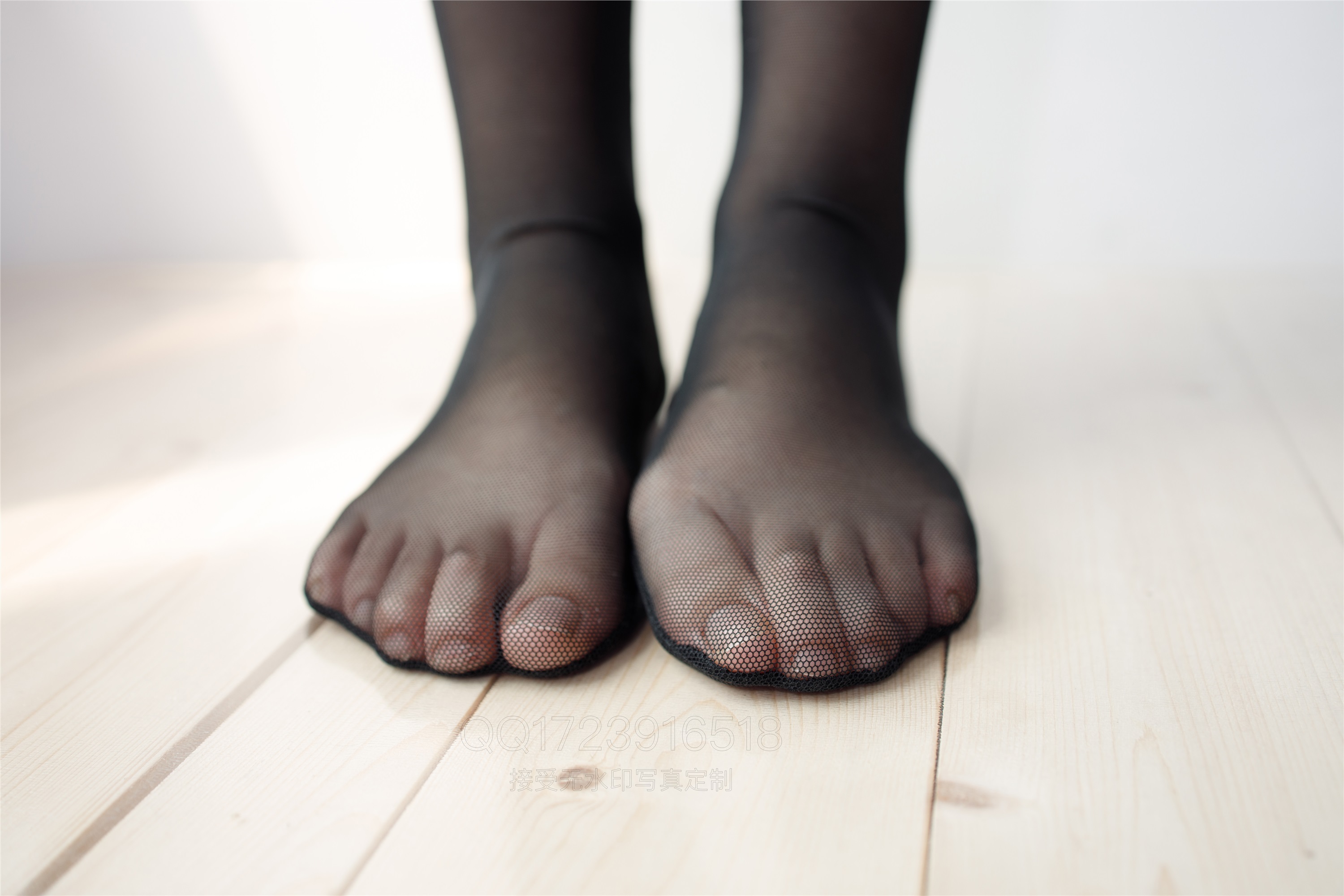 森萝财团萝莉丝足写真 WTMSB-003 黑丝连体袜