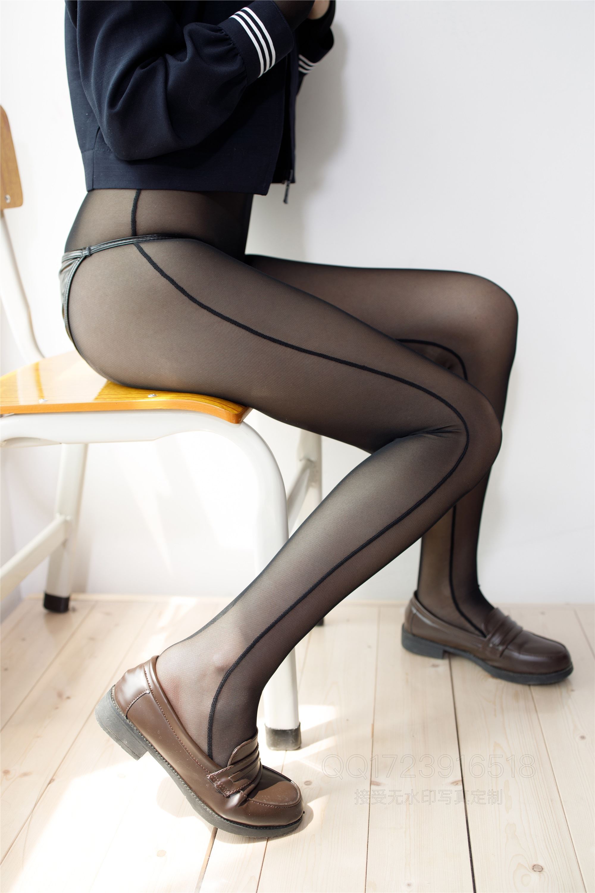 森萝财团萝莉丝足写真 WTMSB-003 黑丝连体袜