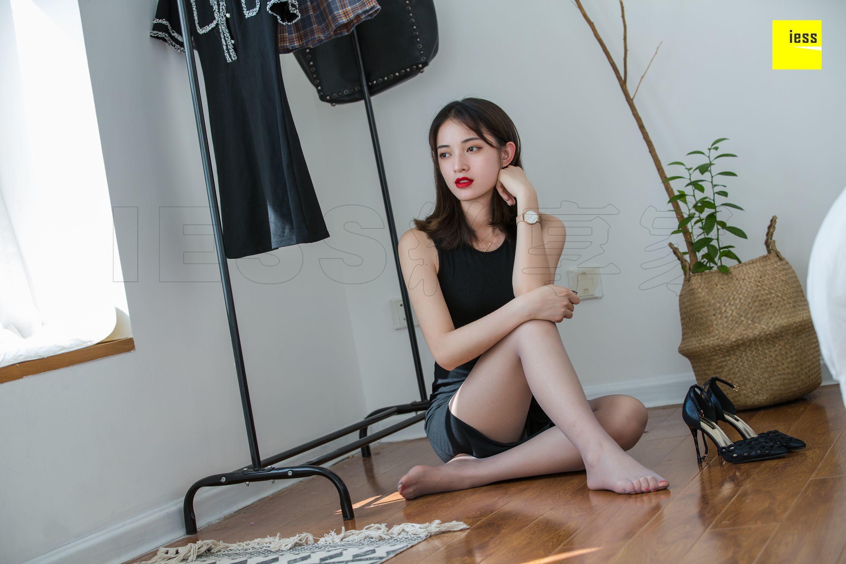 IESS异思趣向  2018.07.06 丝享家269：《“人妻”的试衣间》姗姗