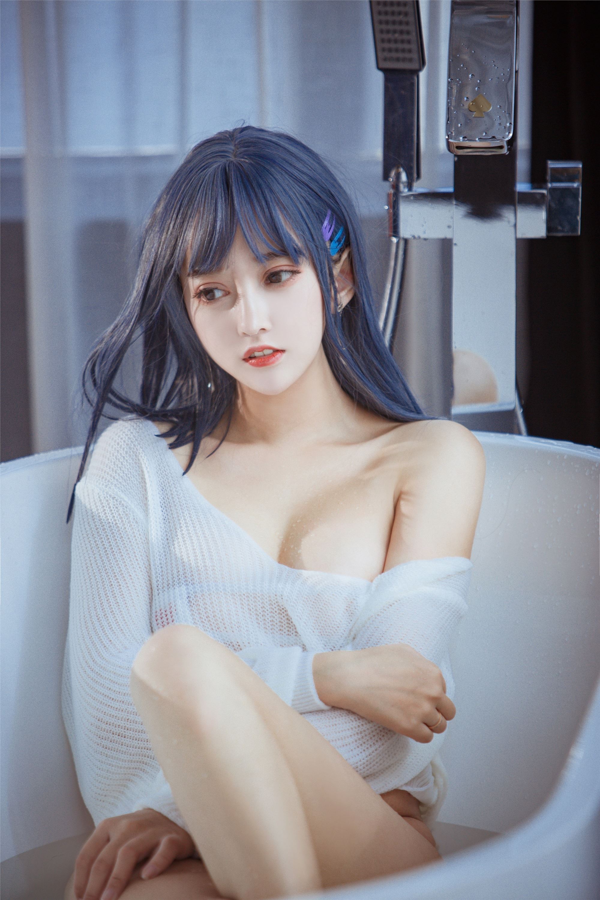 过期米线线喵美女套图 之 浴缸