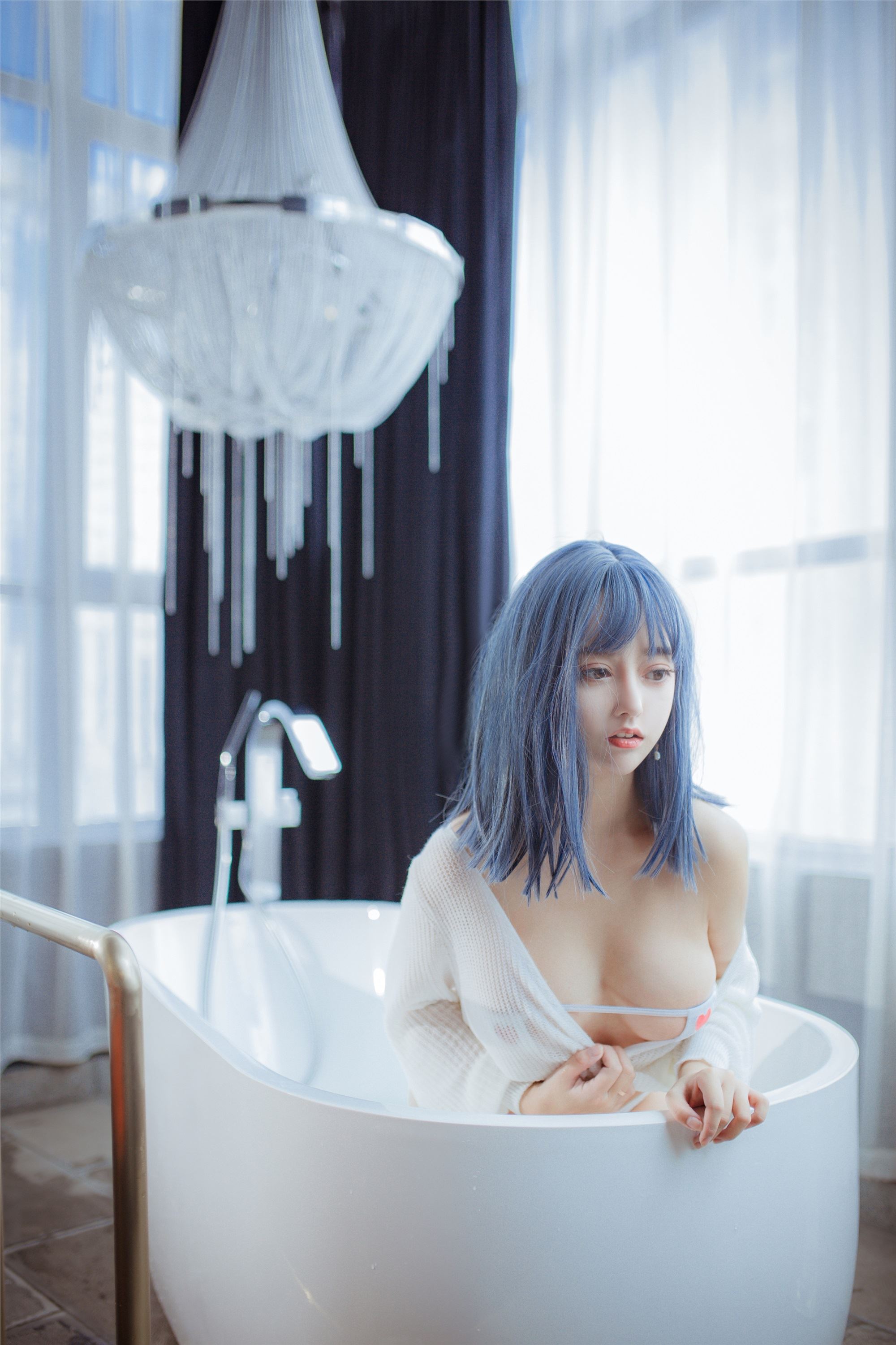 过期米线线喵美女套图 之 浴缸