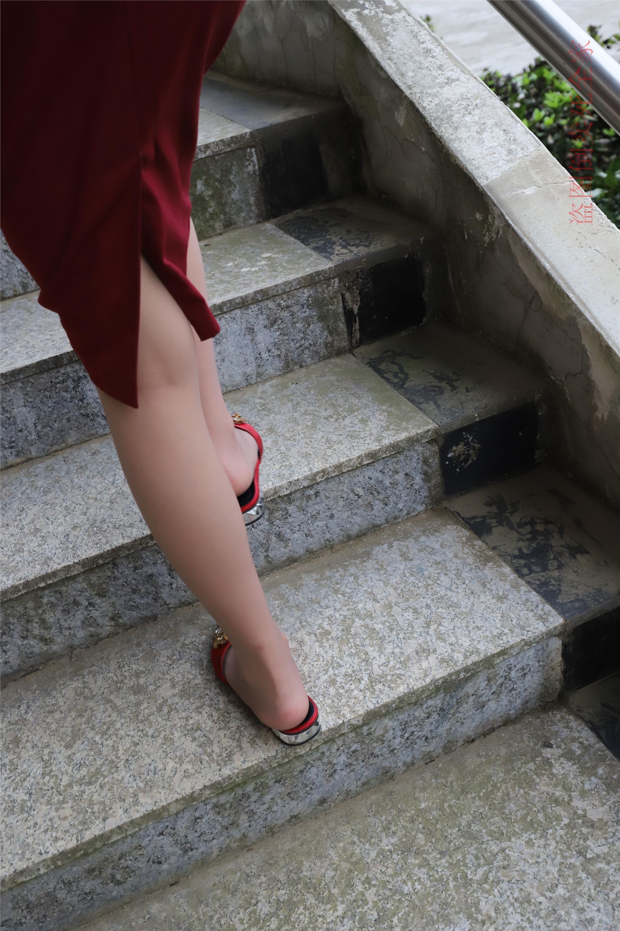 大西瓜套图 S026 红制服 682p2