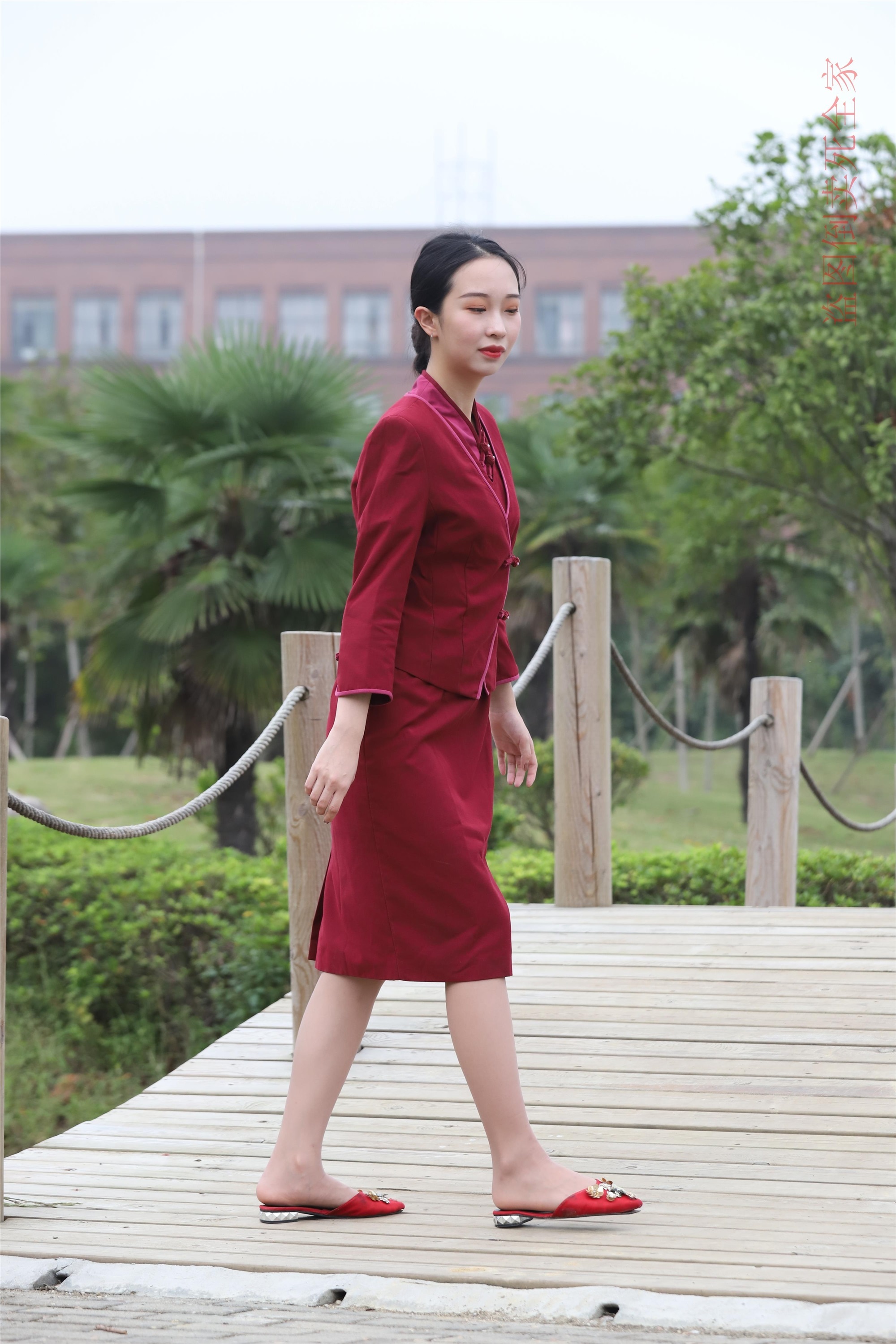 大西瓜套图 S026 红制服 682p3