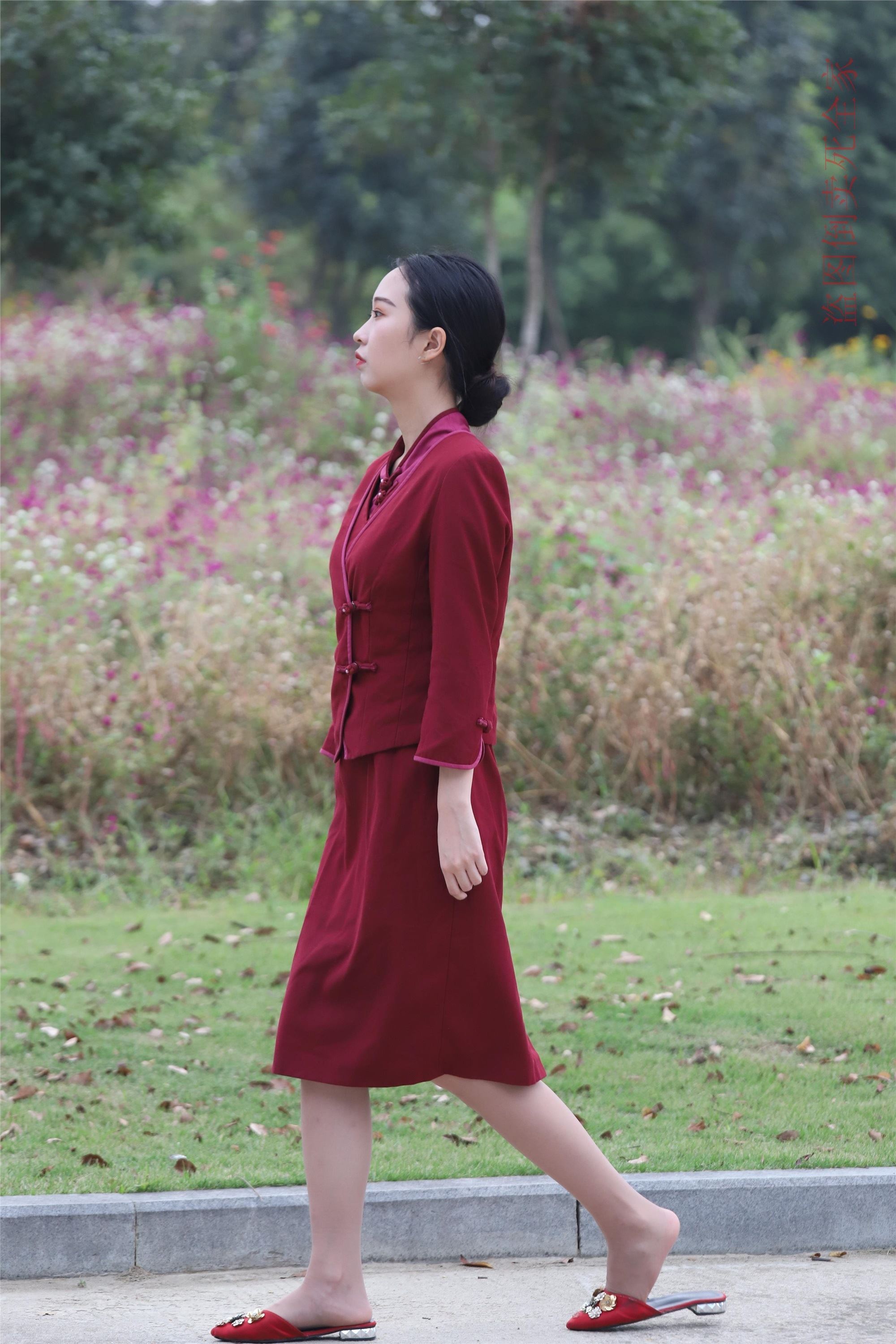 大西瓜套图 S026 红制服 682p4