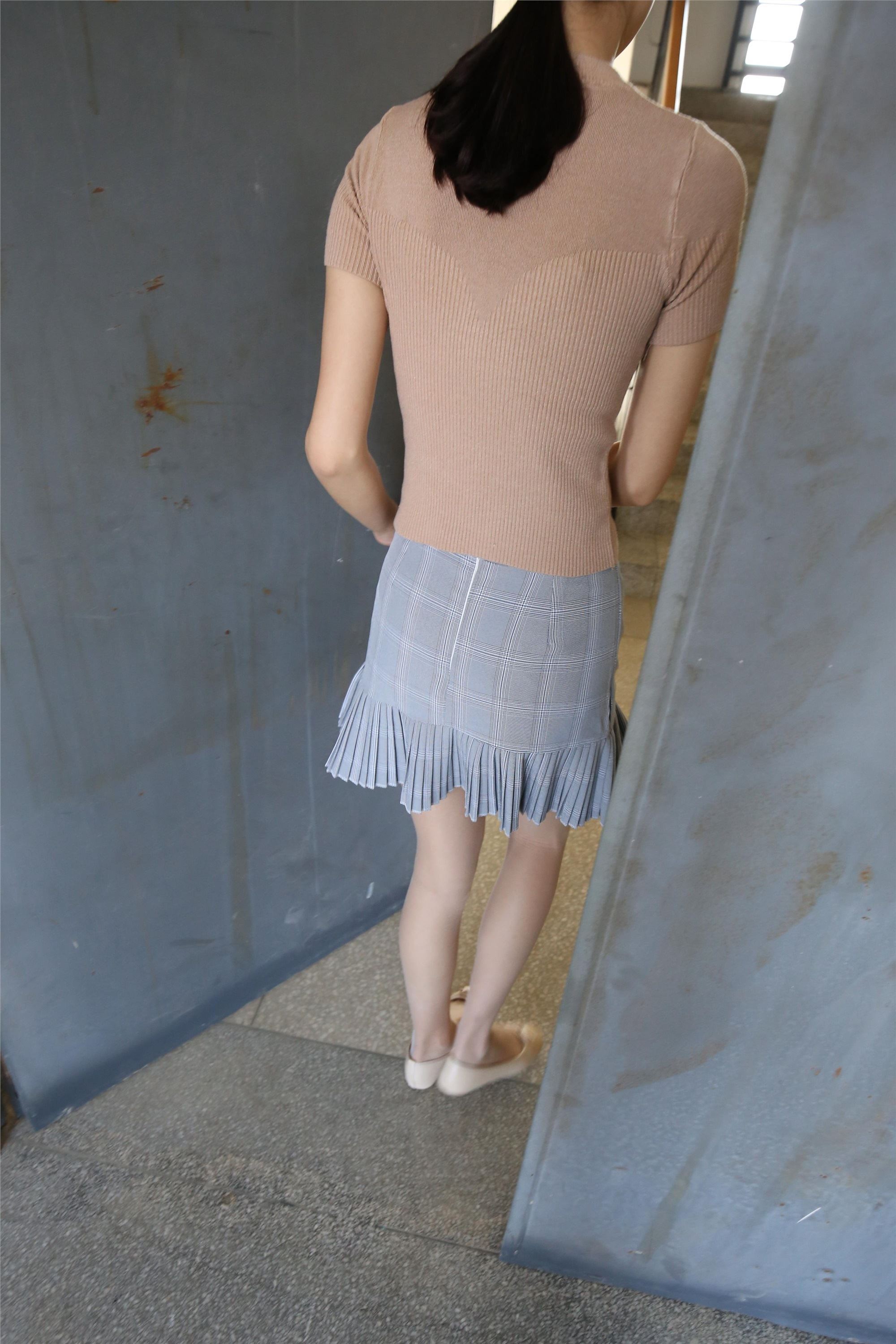 大西瓜套图 S033 肉丝-1小姐姐407p 1sp1