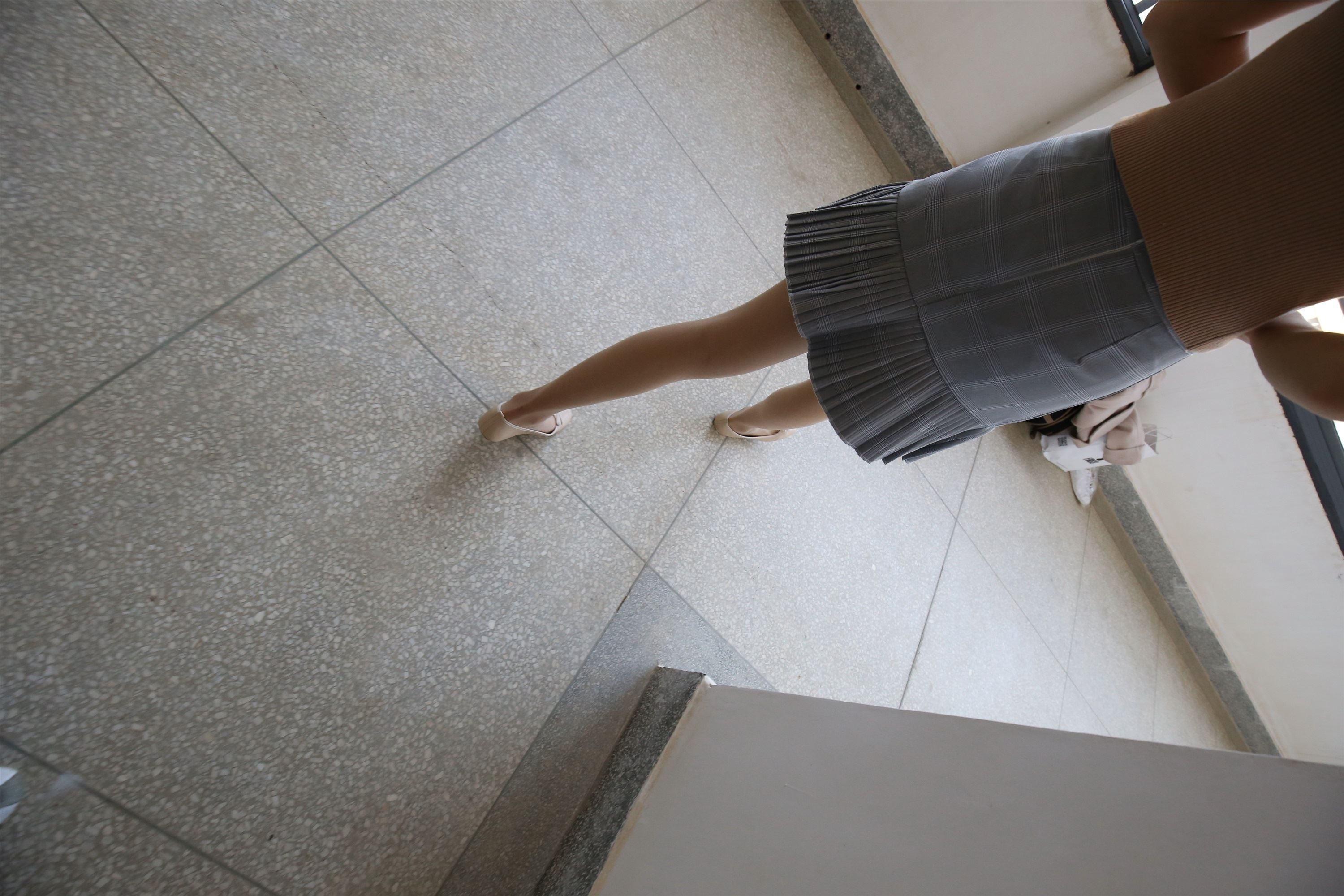 大西瓜套图 S033 肉丝-1小姐姐407p 1sp1