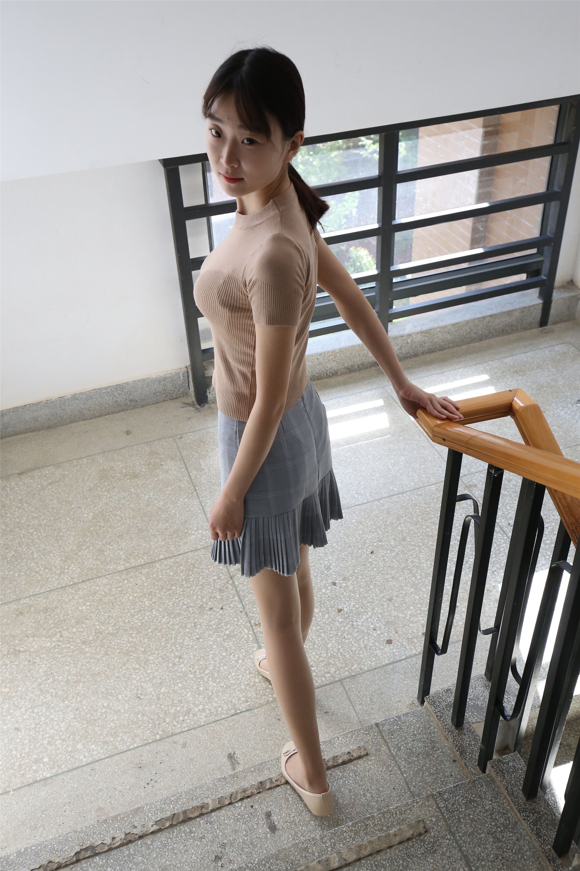 大西瓜套图 S033 肉丝-1小姐姐407p 1sp3