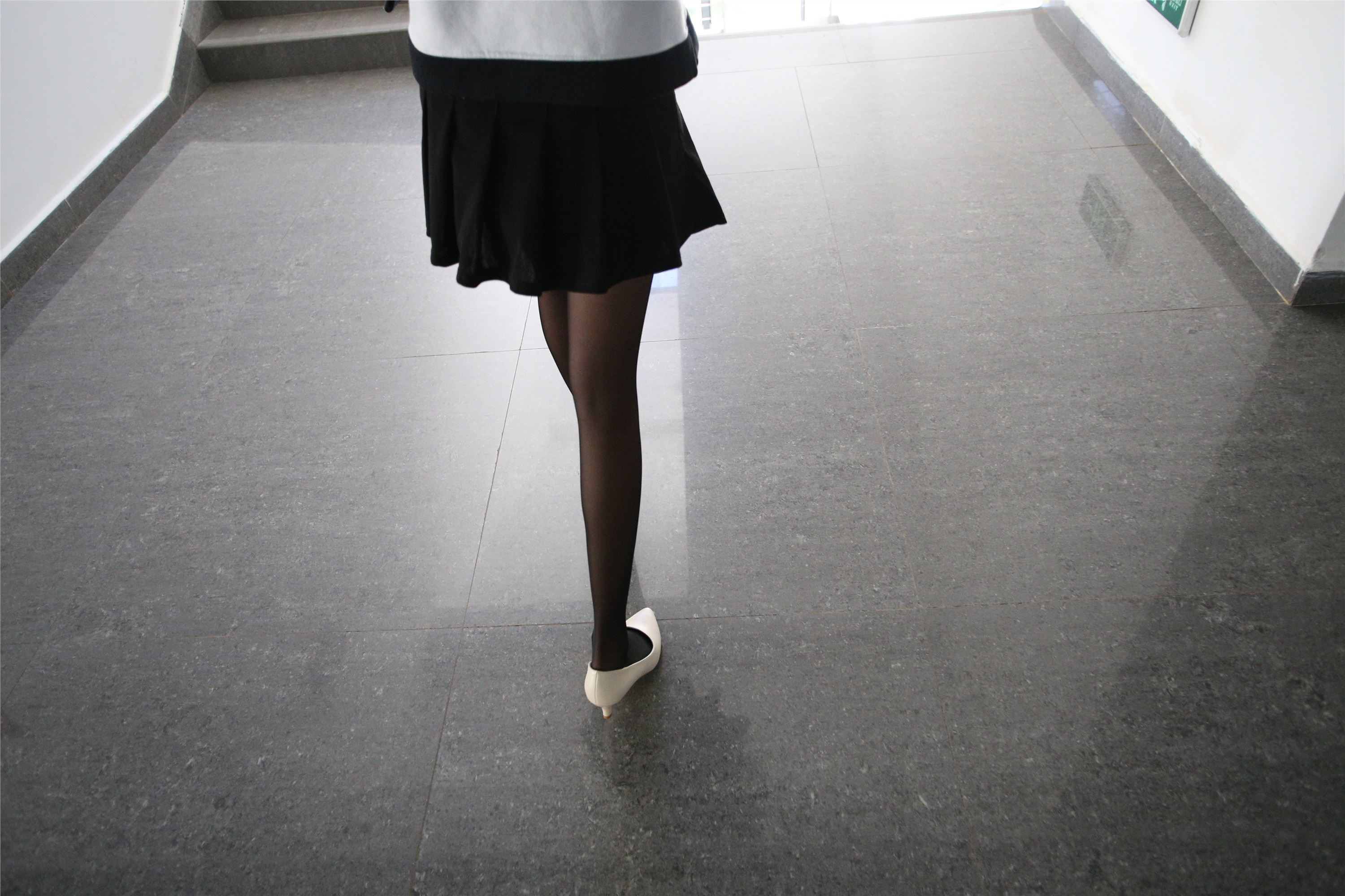 大西瓜套图 S016 搭讪自习黑丝189p