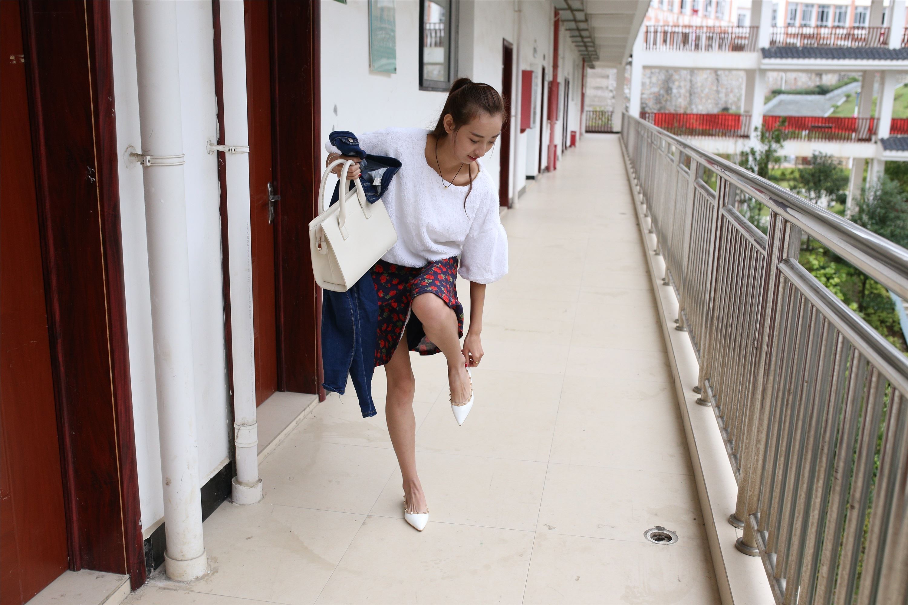 大西瓜套图 S006 白船袜月133p