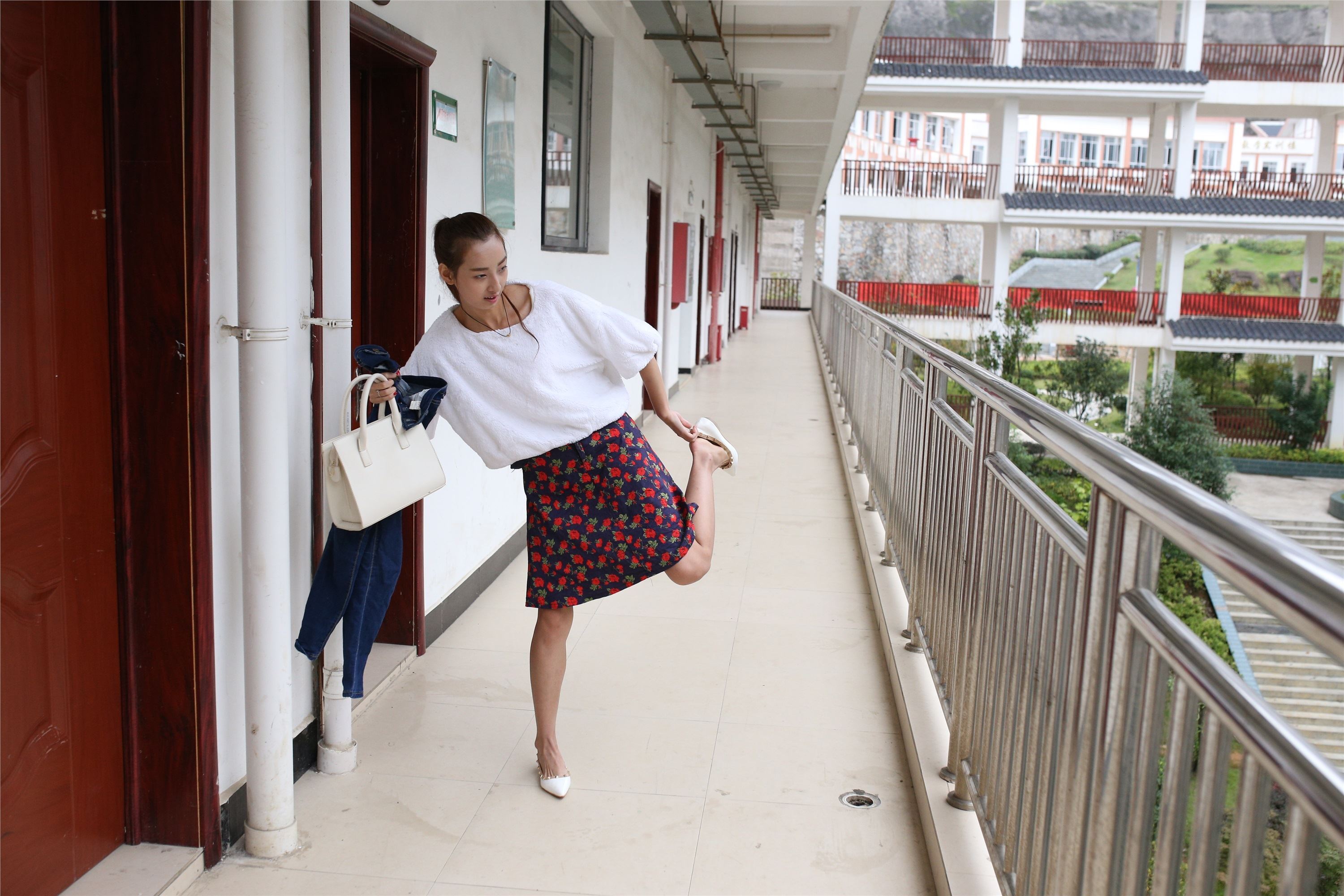 大西瓜套图 S006 白船袜月133p