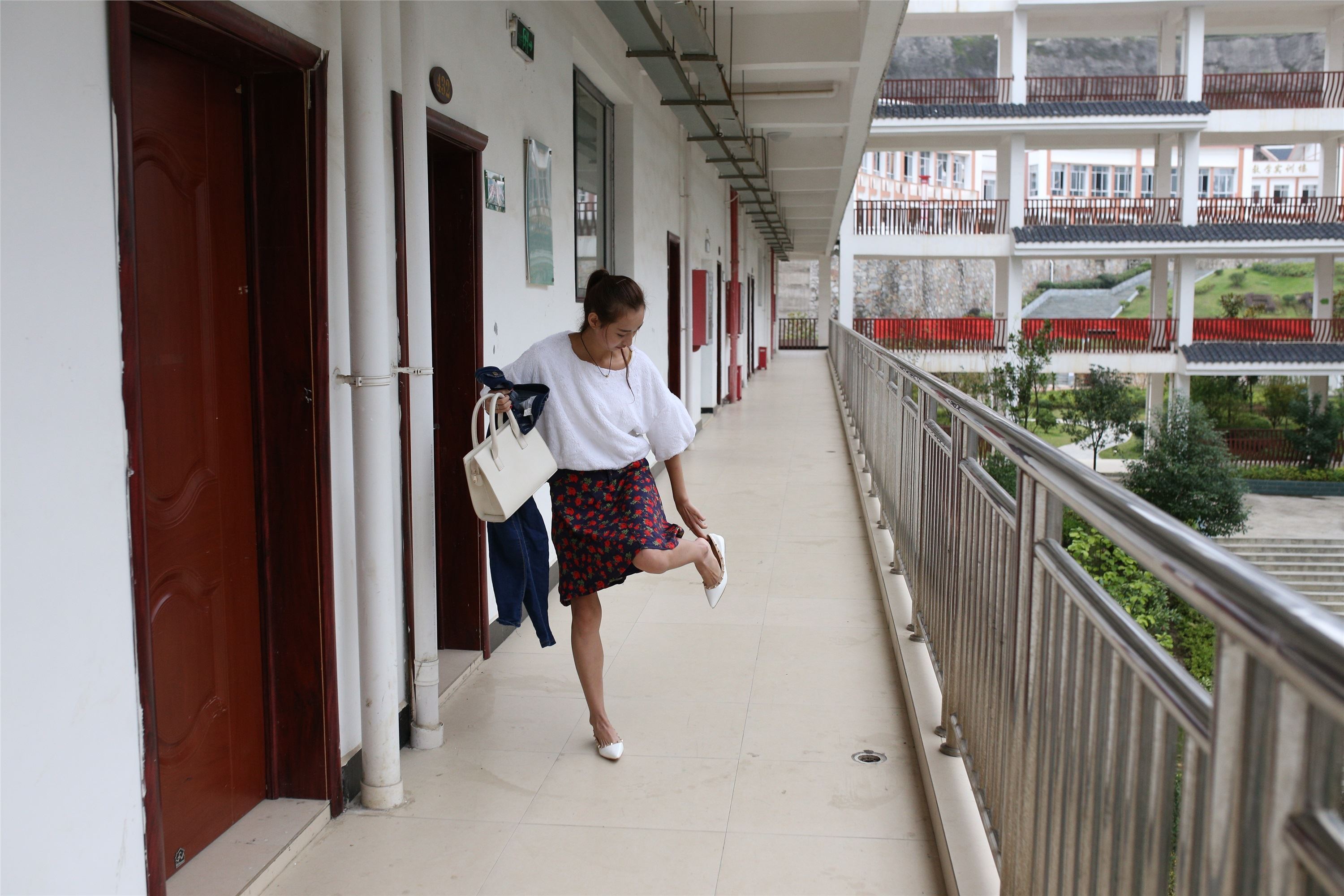 大西瓜套图 S006 白船袜月133p