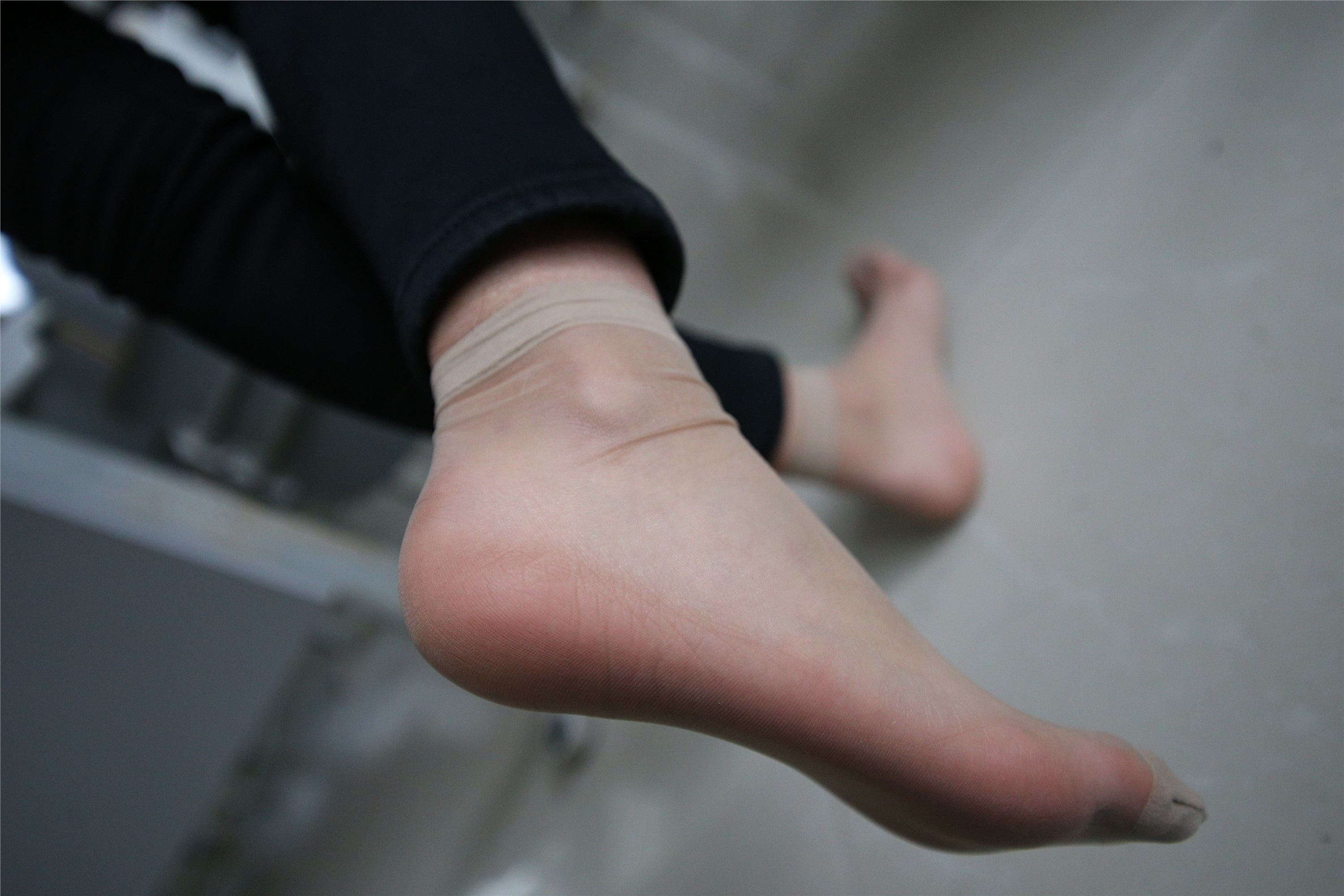 大西瓜套图 S008 黑衣萧婷48p