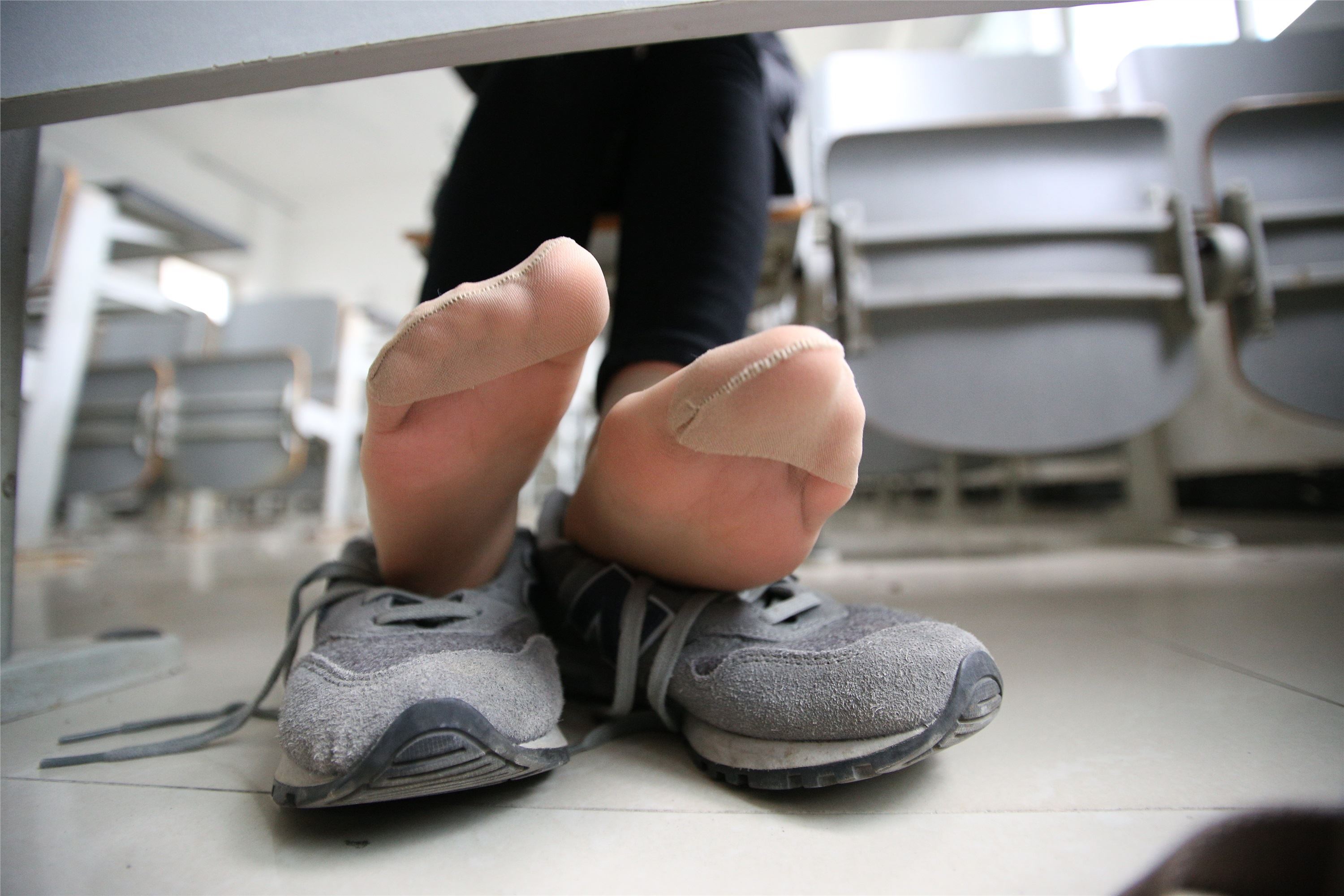 大西瓜套图 S008 黑衣萧婷48p