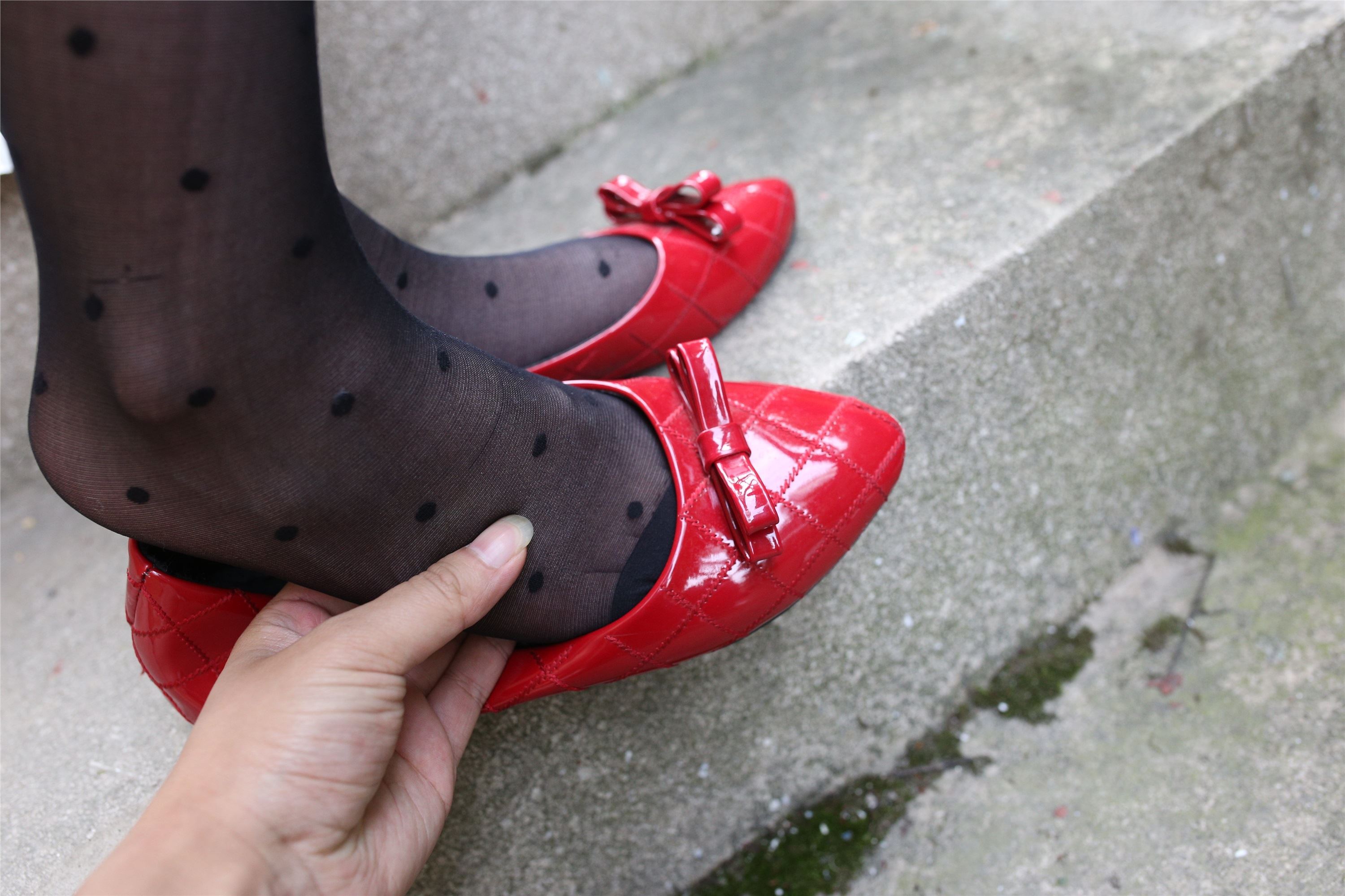 大西瓜套图 S009 红嘴唇少妇337p1