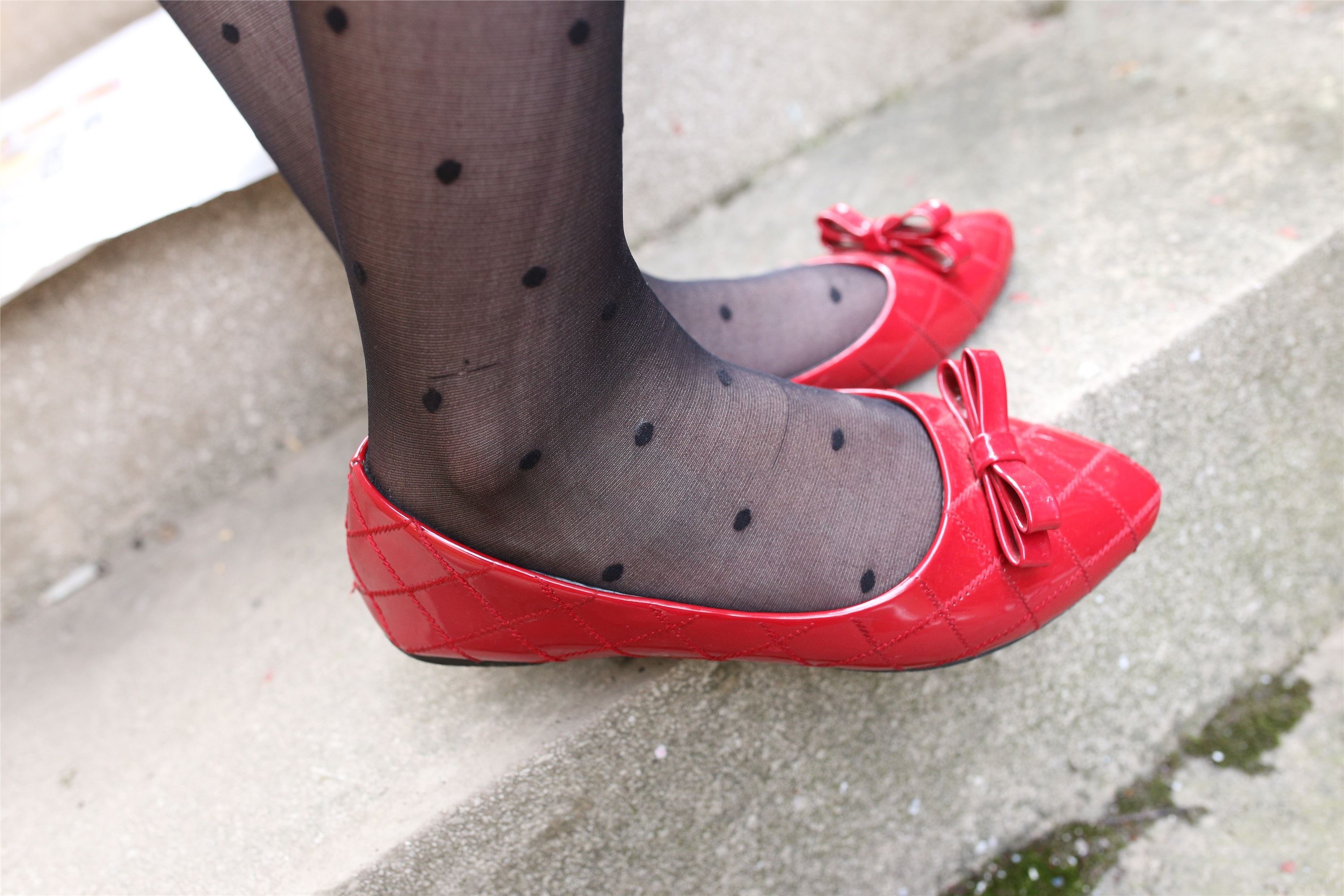 大西瓜套图 S009 红嘴唇少妇337p1