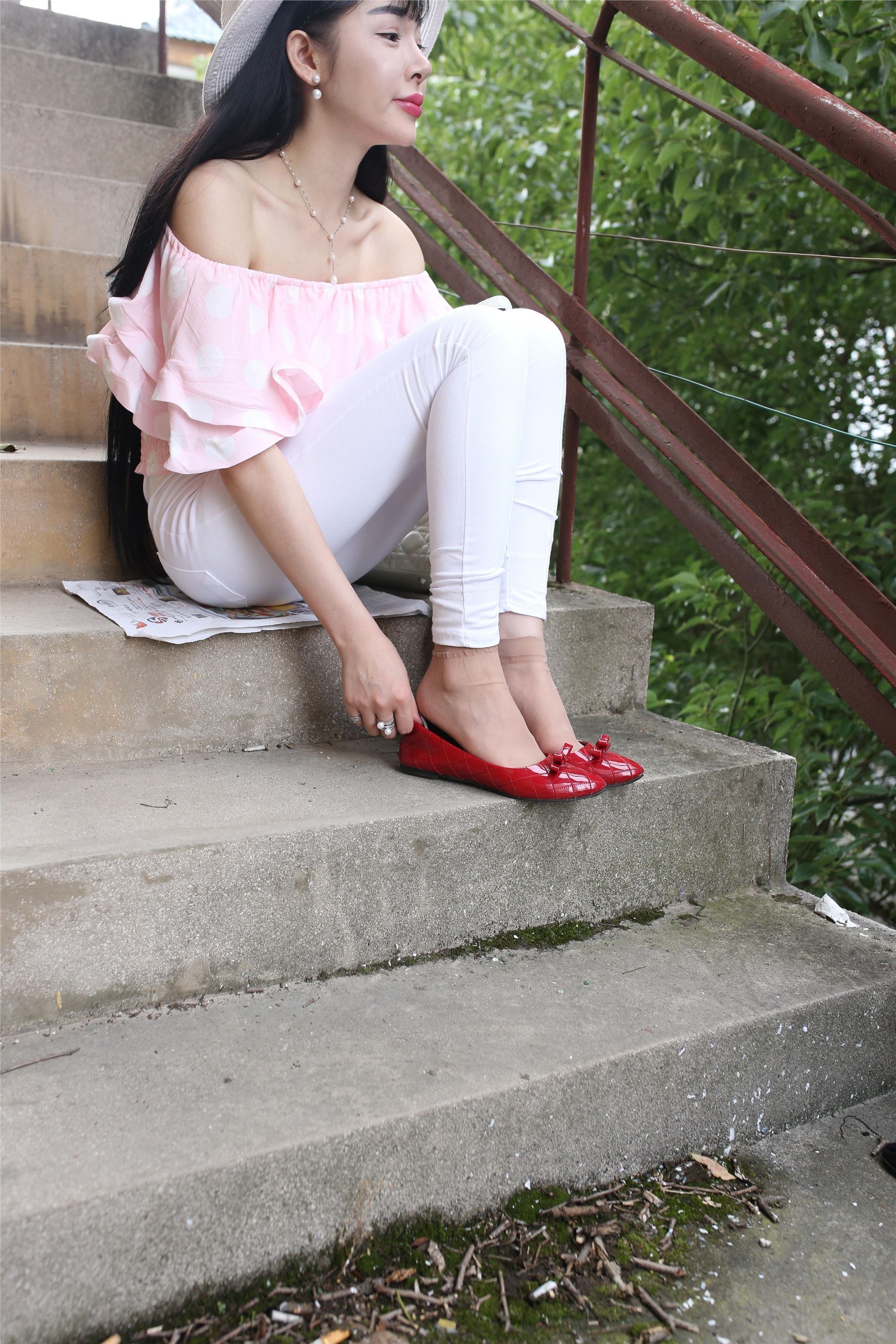 大西瓜套图 S009 红嘴唇少妇337p1