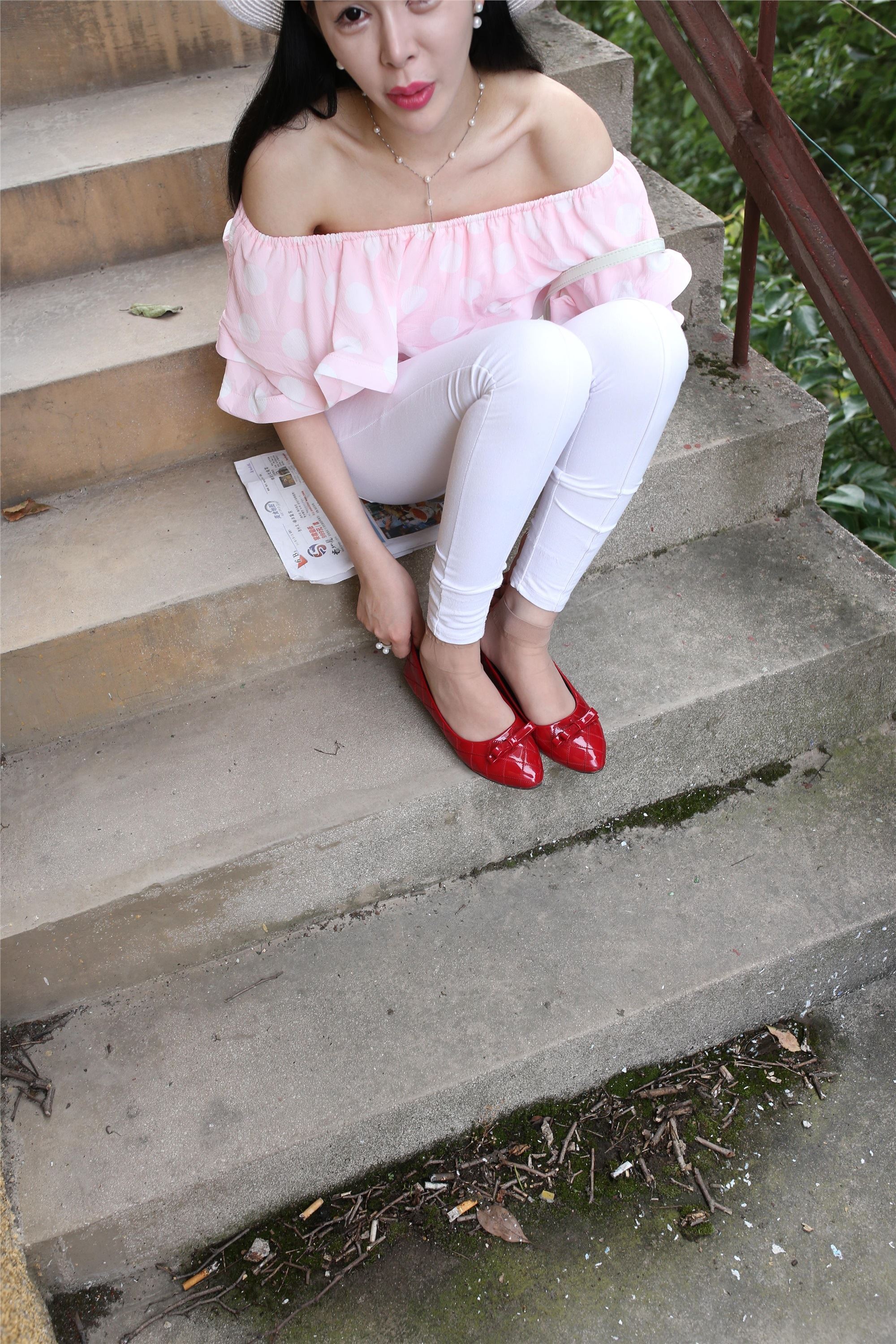 大西瓜套图 S009 红嘴唇少妇337p1