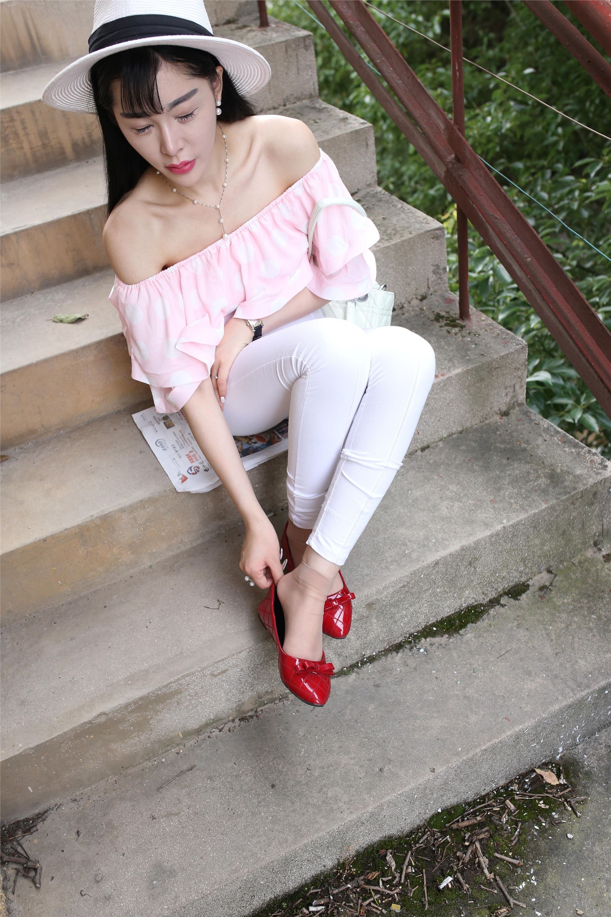 大西瓜套图 S009 红嘴唇少妇337p1