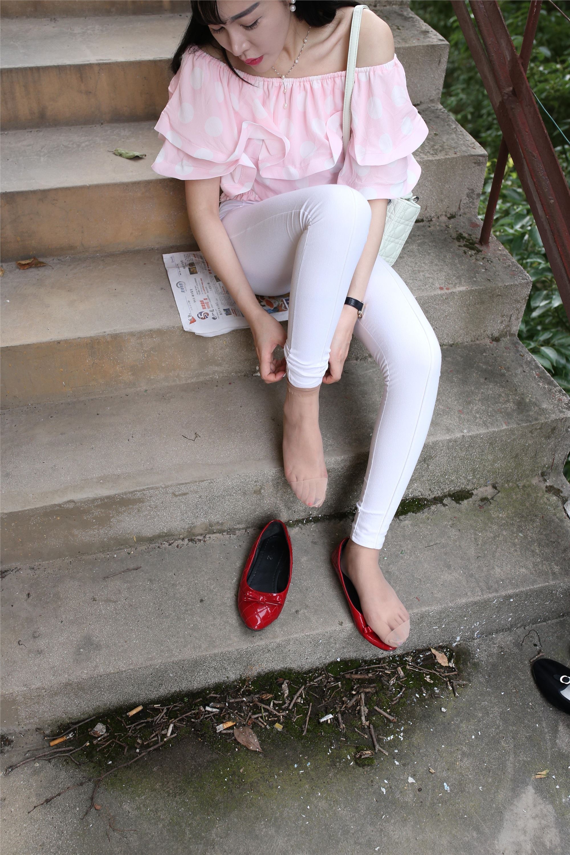 大西瓜套图 S009 红嘴唇少妇337p1