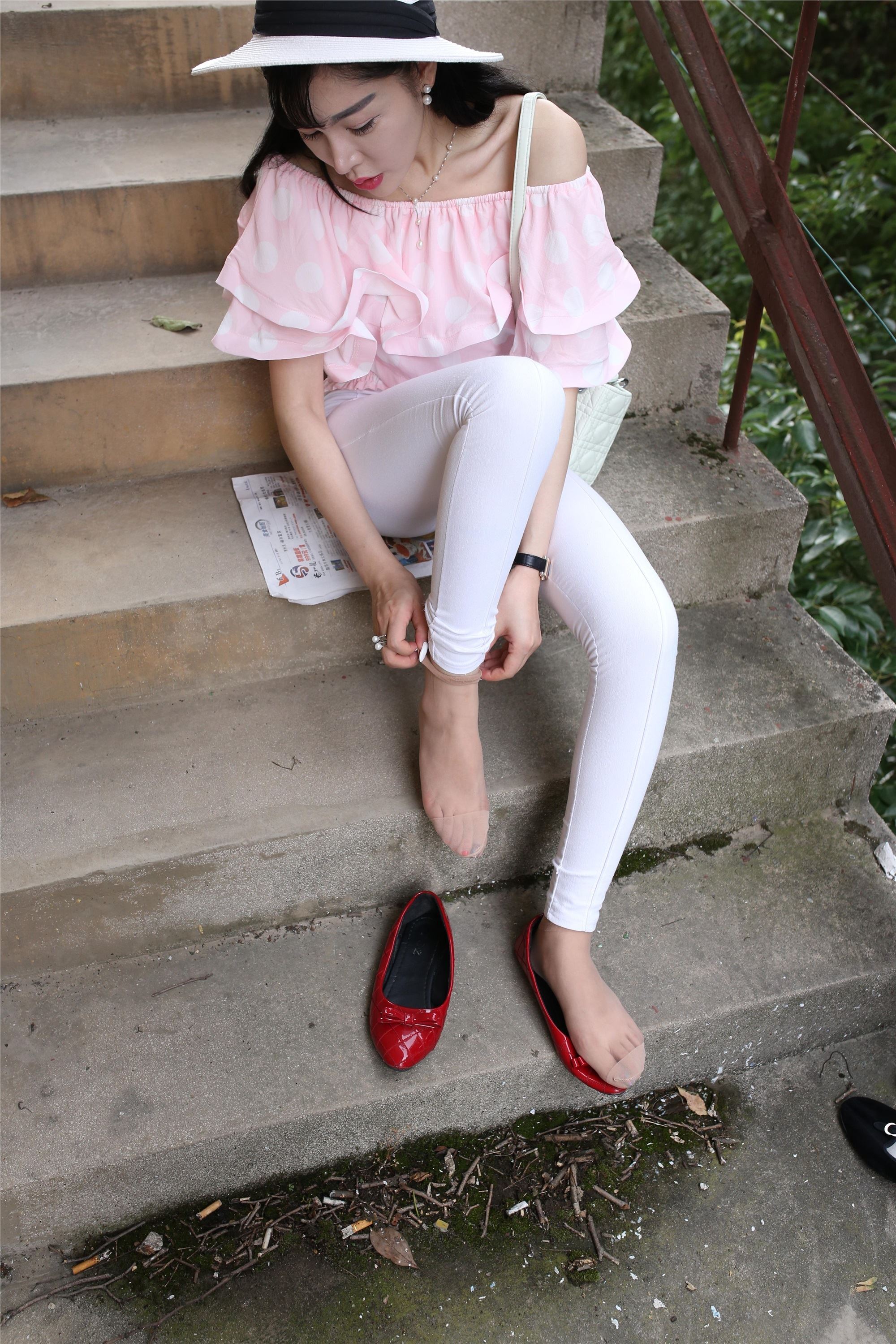 大西瓜套图 S009 红嘴唇少妇337p1