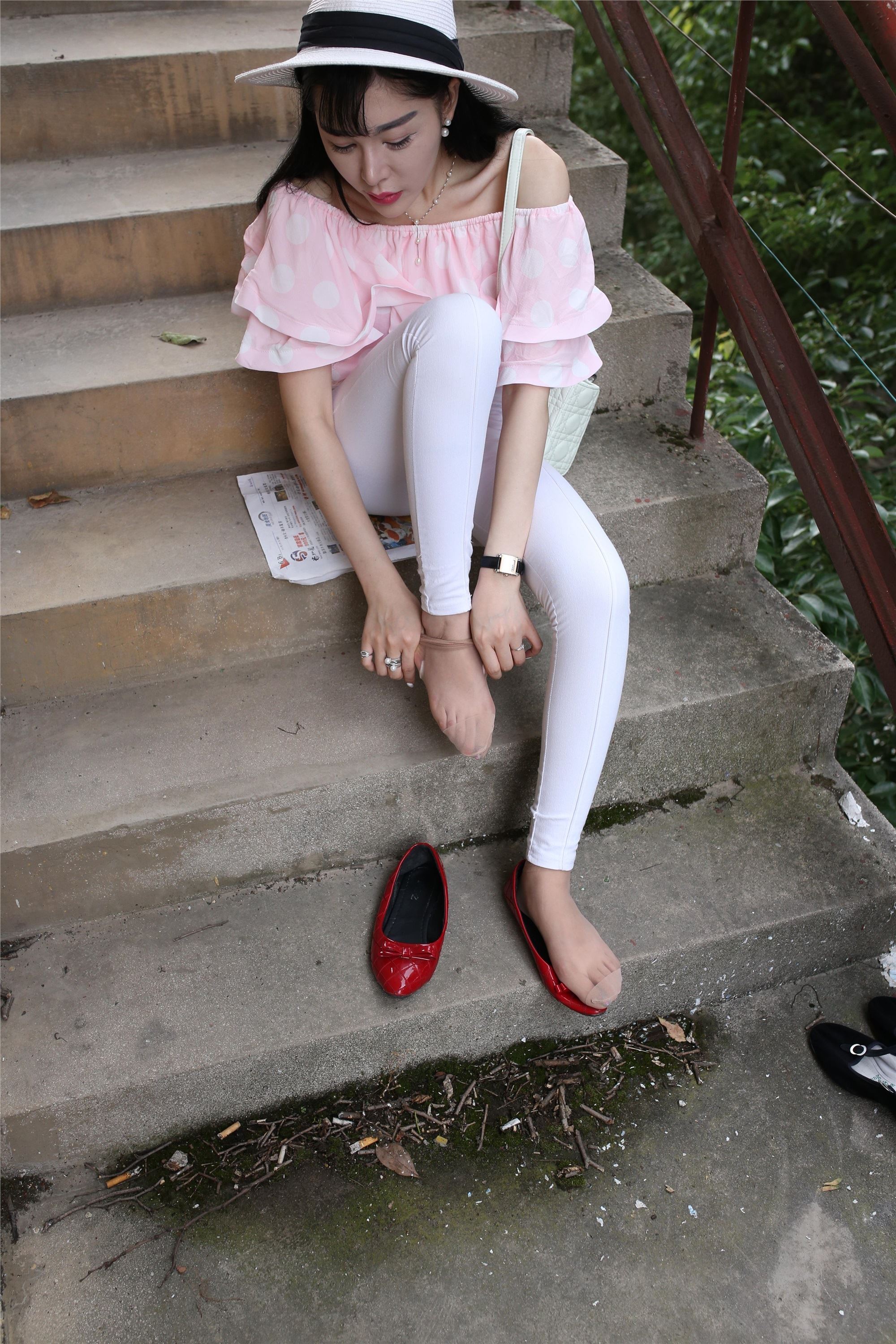 大西瓜套图 S009 红嘴唇少妇337p1