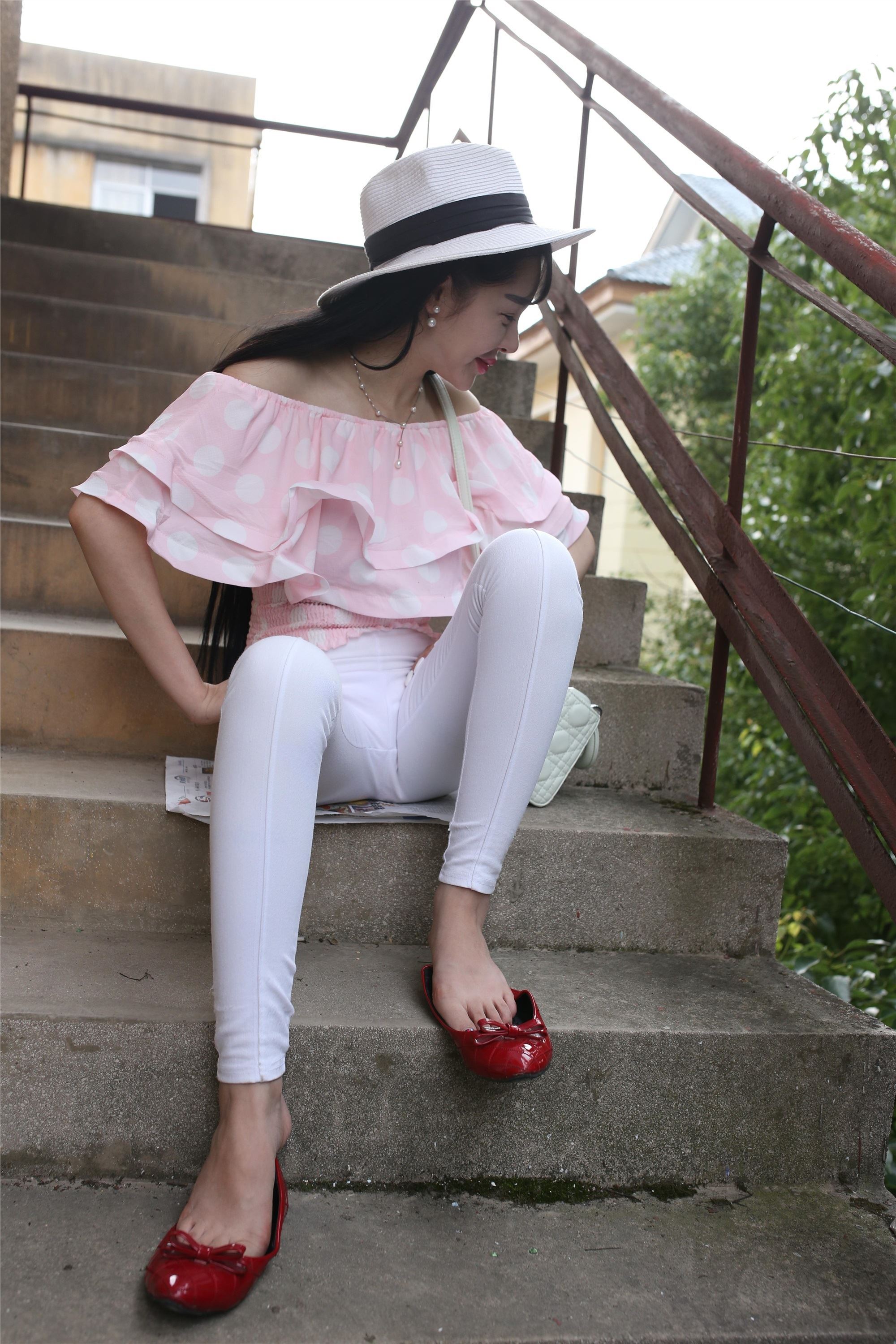 大西瓜套图 S009 红嘴唇少妇337p1