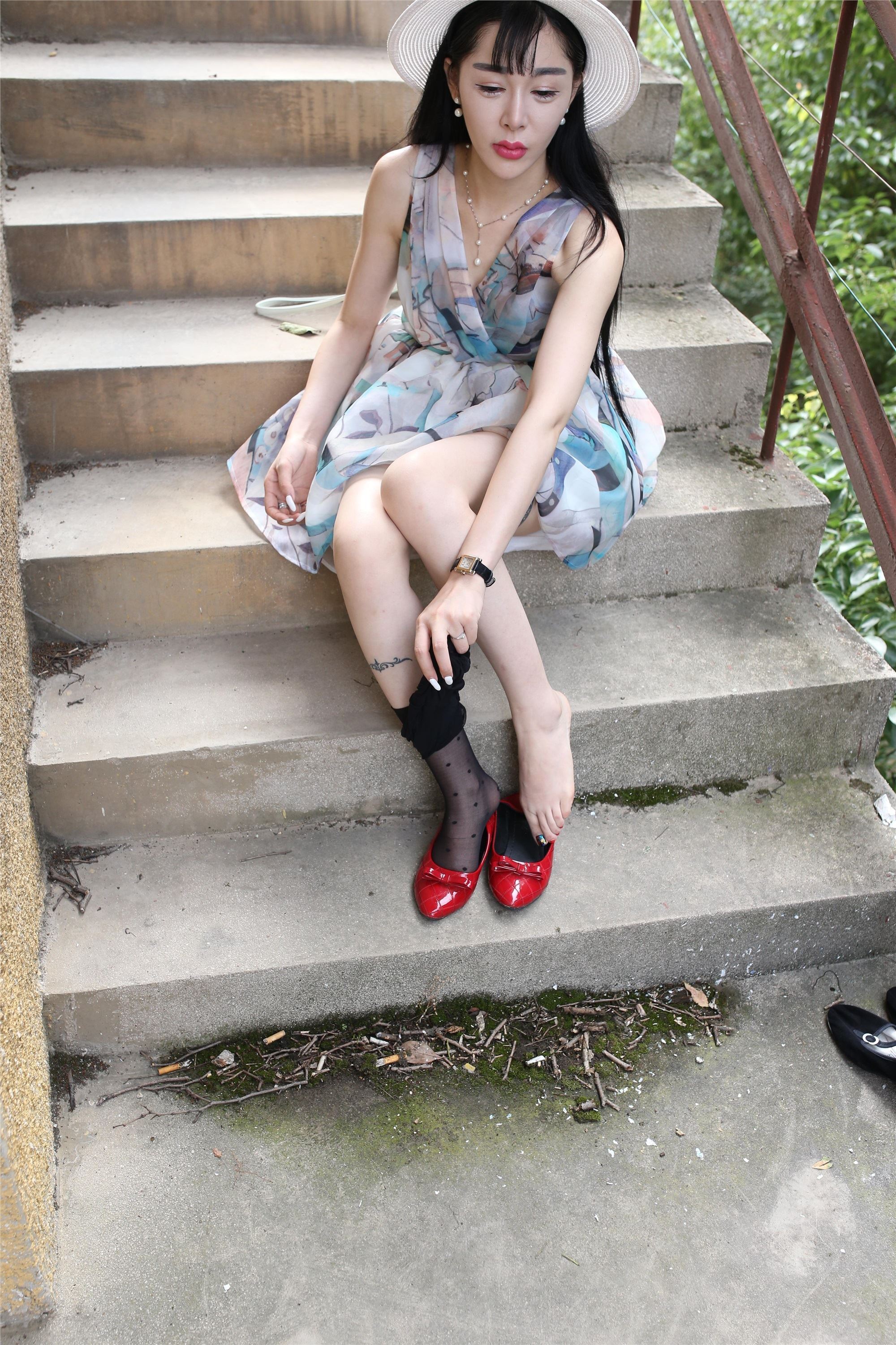 大西瓜套图 S009 红嘴唇少妇337p1