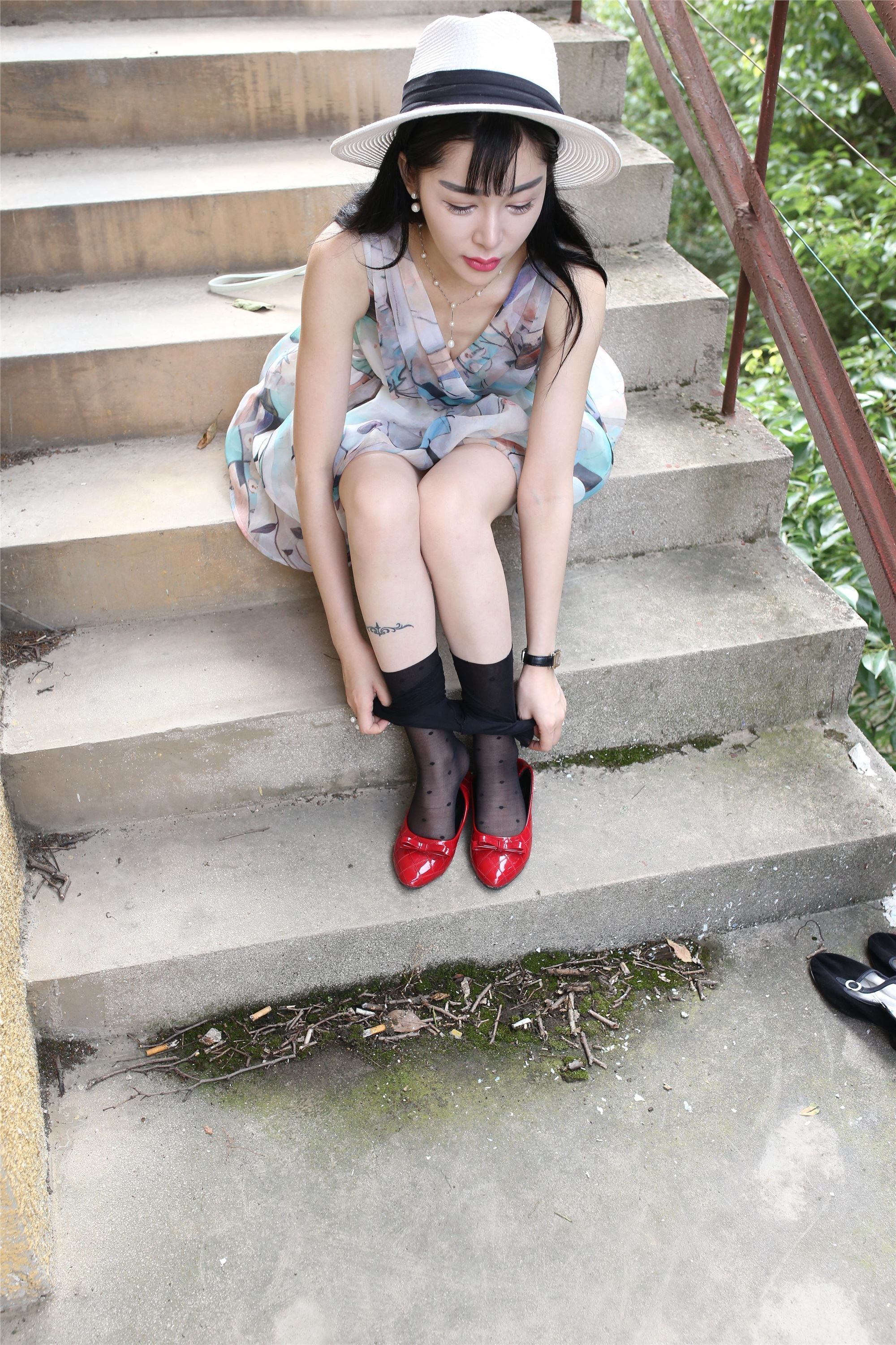 大西瓜套图 S009 红嘴唇少妇337p1