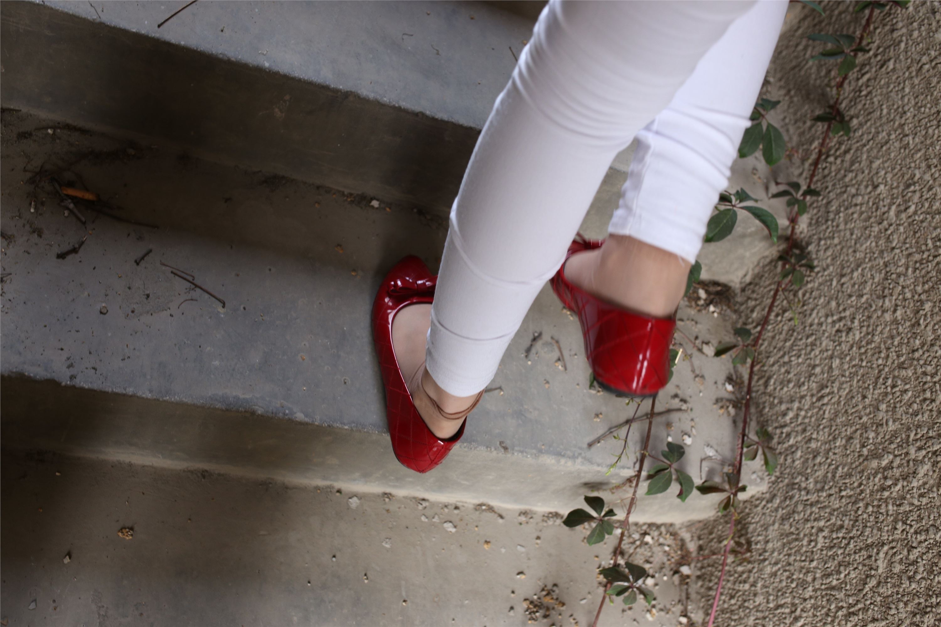 大西瓜套图 S009 红嘴唇少妇337p2