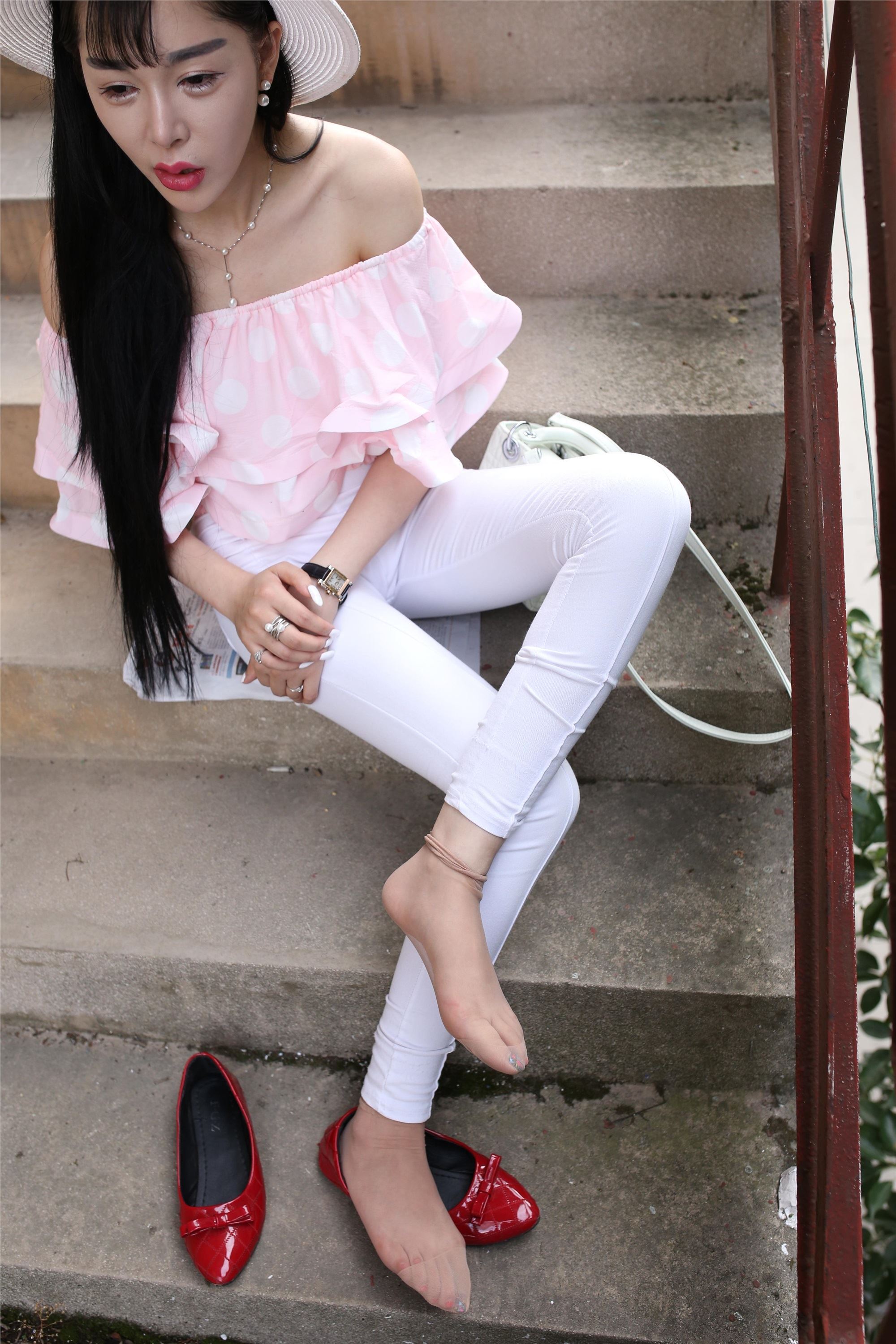 大西瓜套图 S009 红嘴唇少妇337p2