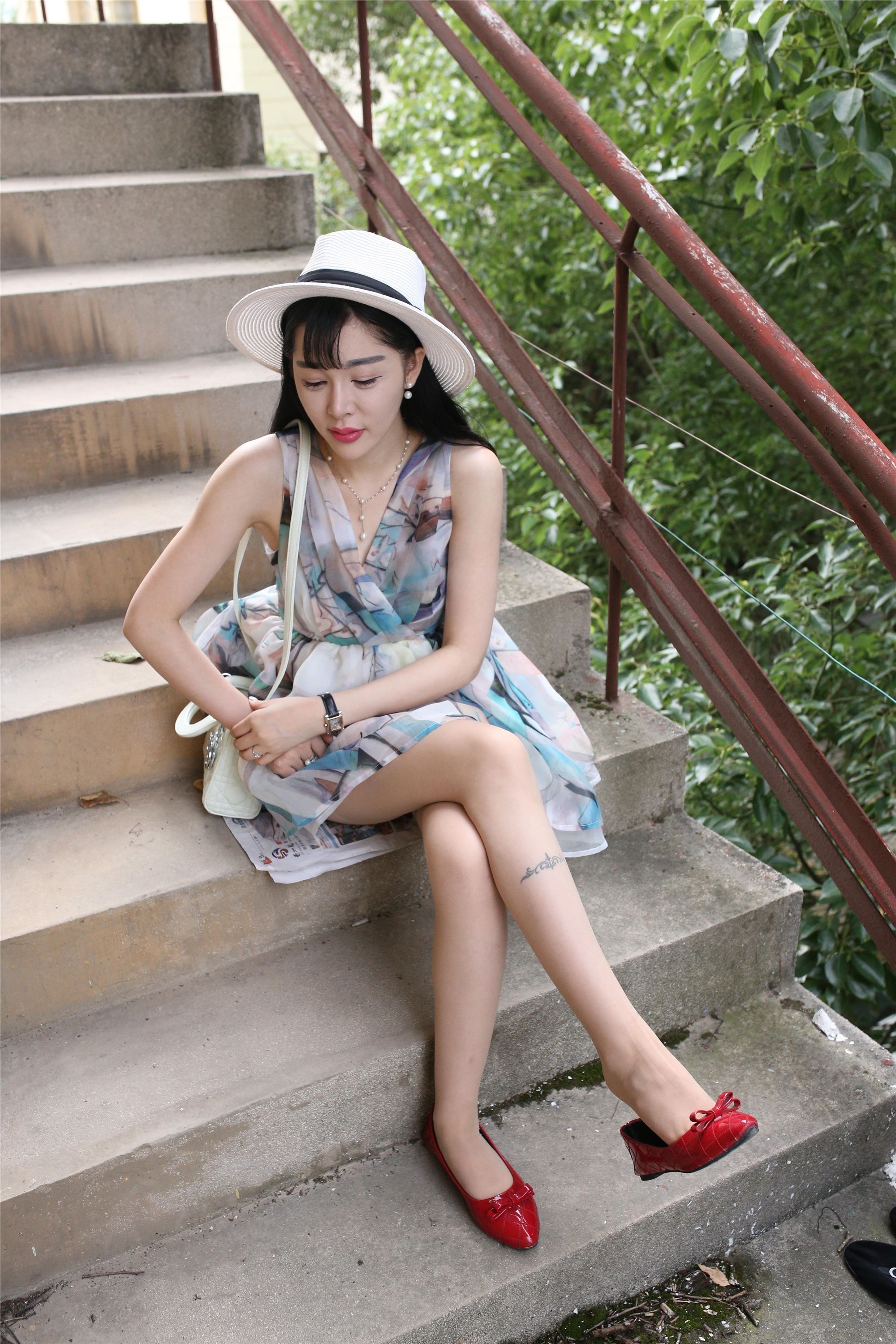 大西瓜套图 S009 红嘴唇少妇337p2