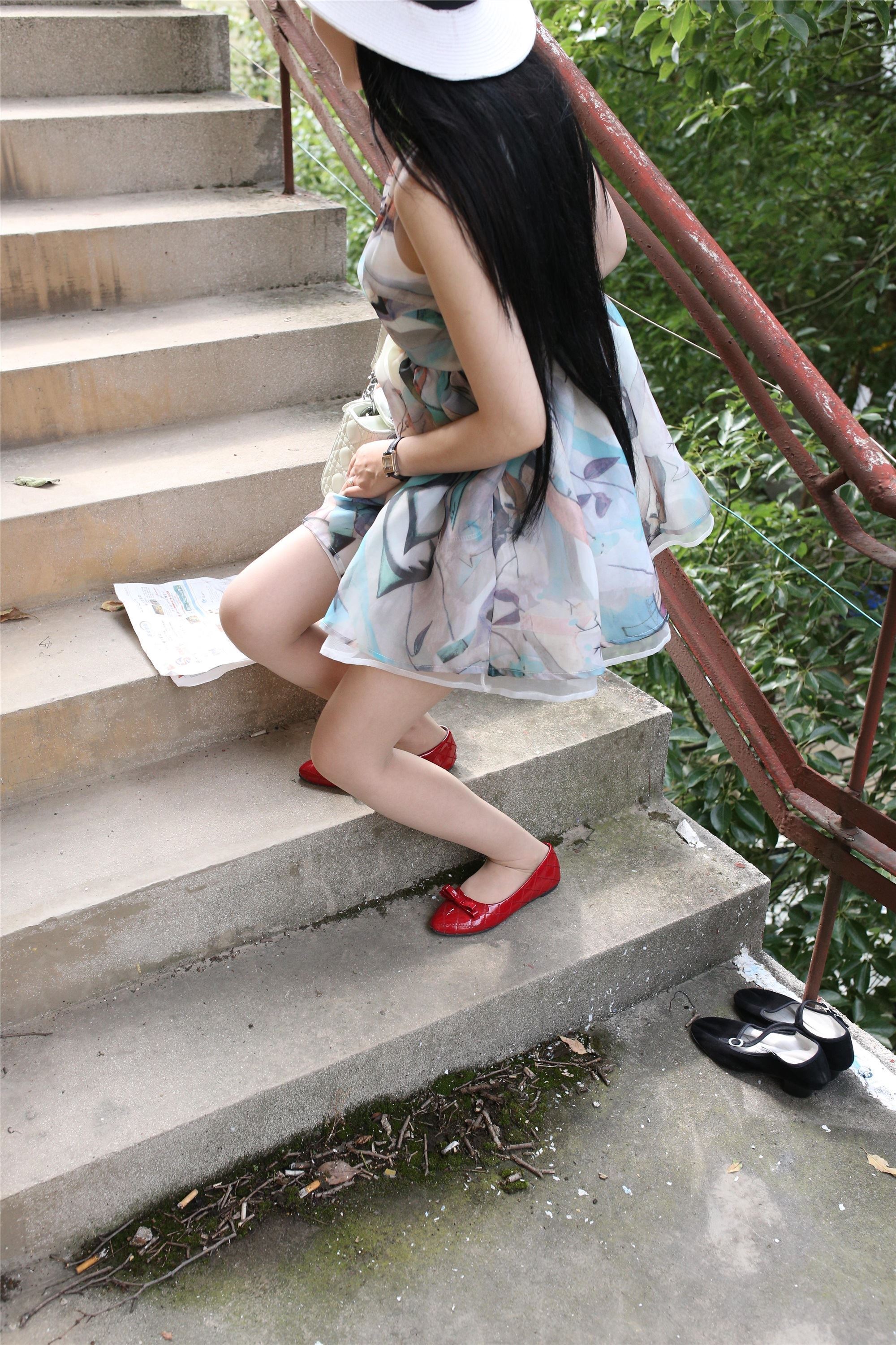 大西瓜套图 S009 红嘴唇少妇337p2