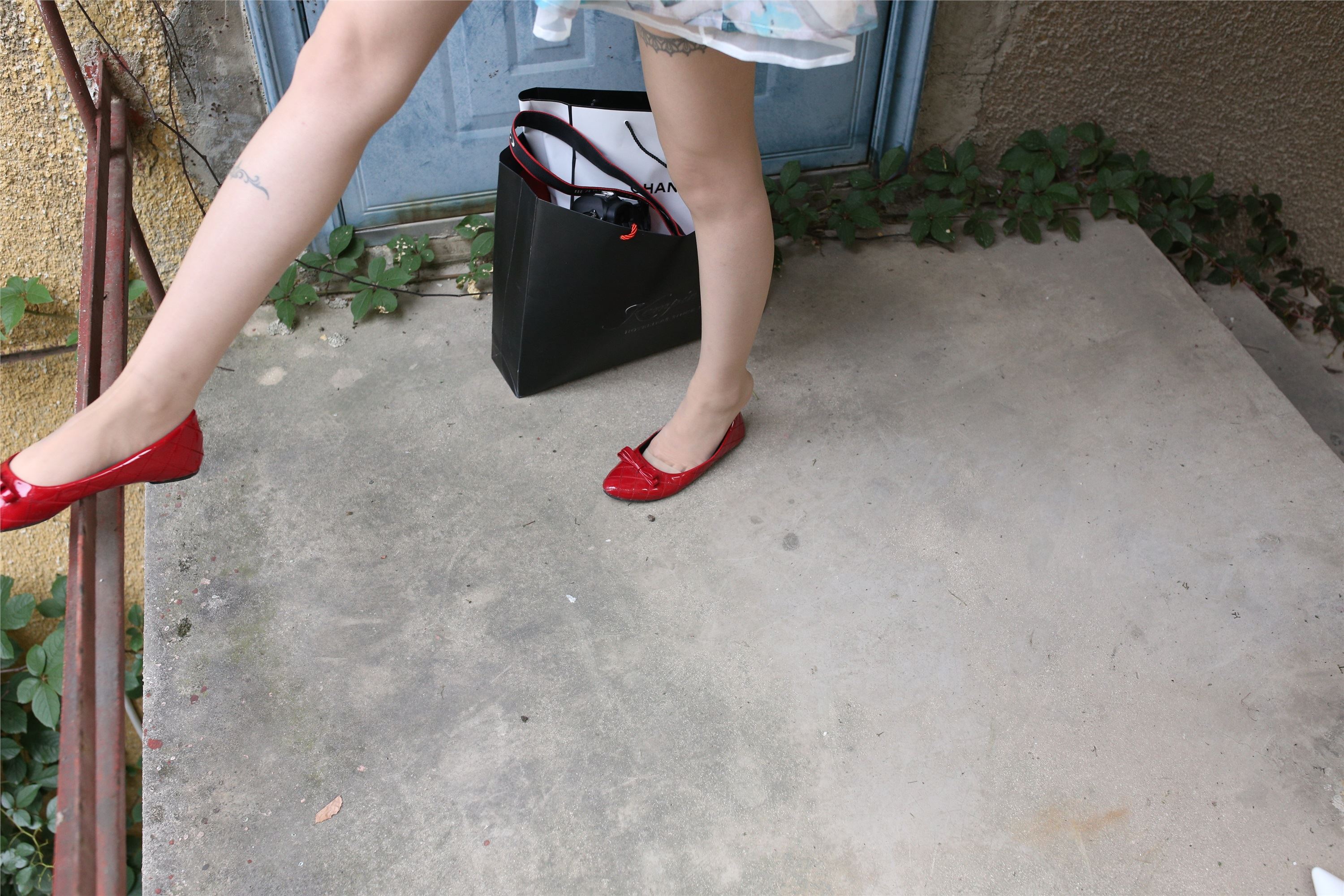 大西瓜套图 S009 红嘴唇少妇337p2