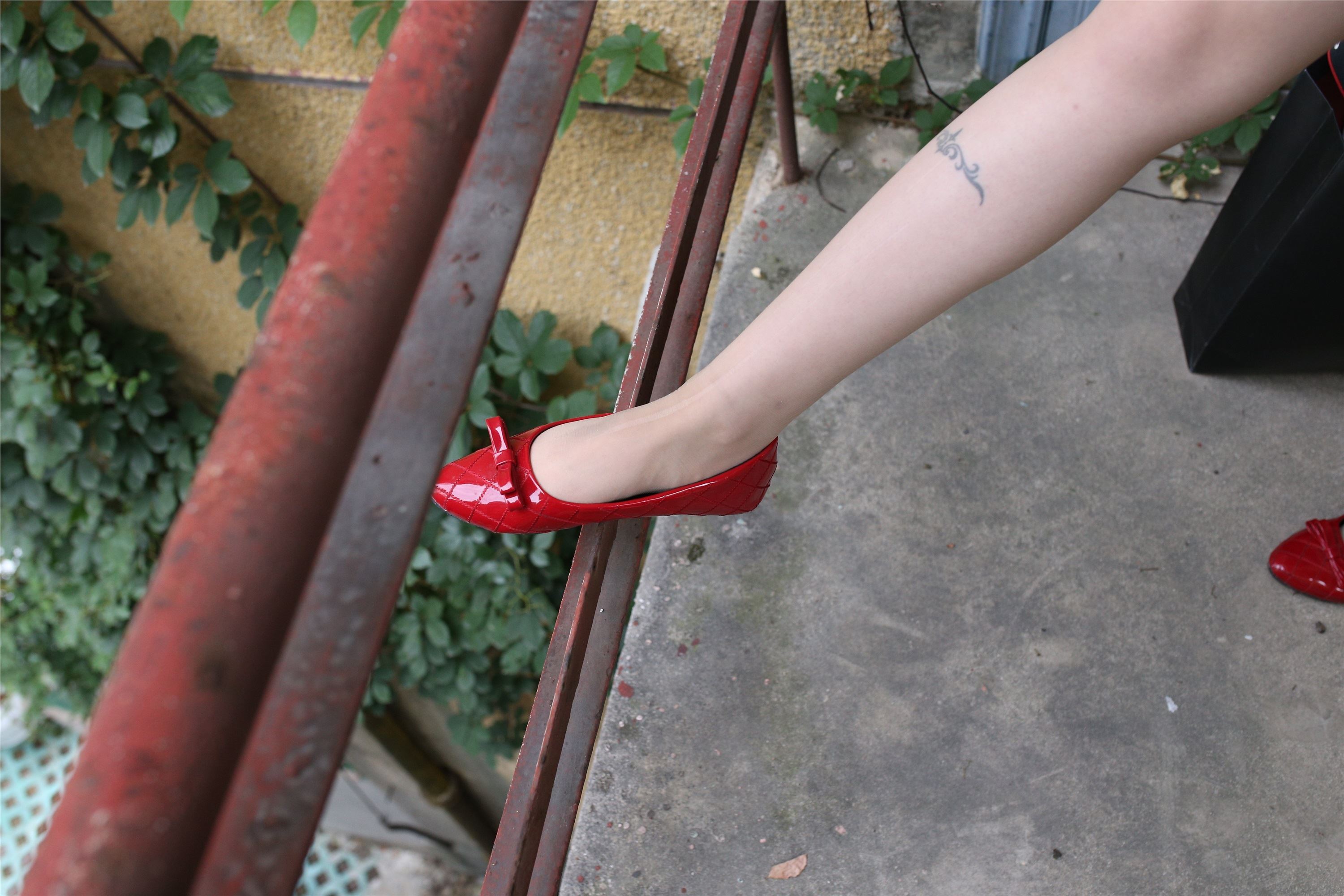 大西瓜套图 S009 红嘴唇少妇337p2