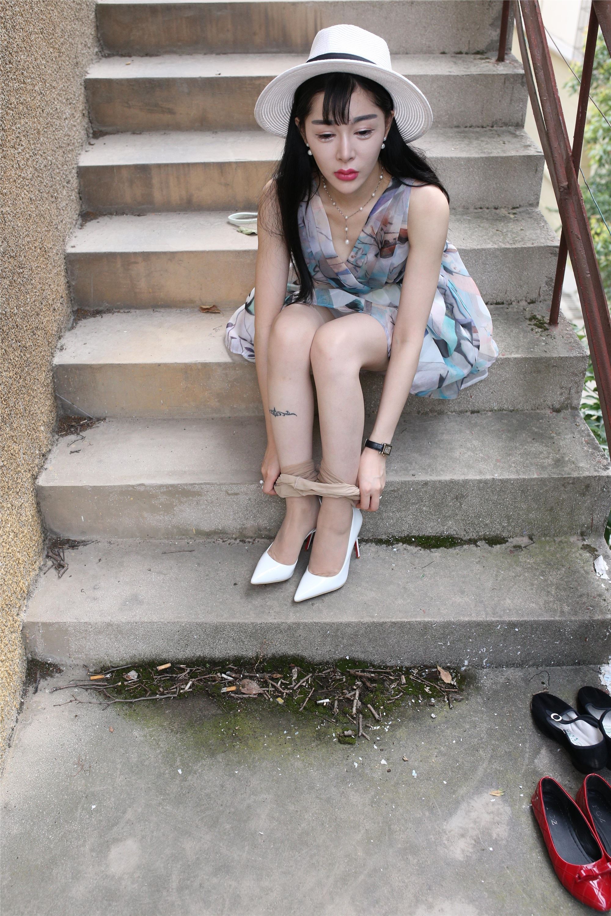 大西瓜套图 S009 红嘴唇少妇337p2