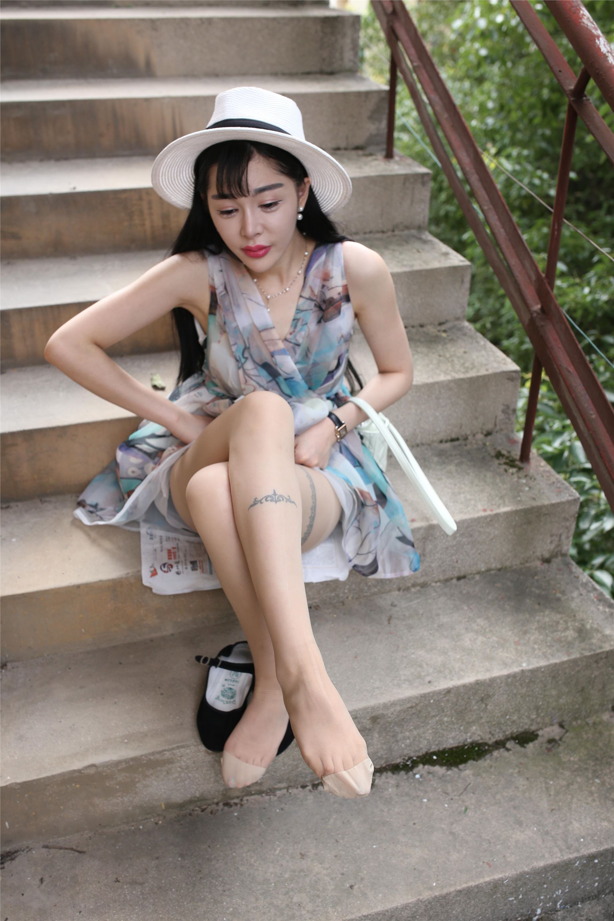 大西瓜套图 S009 红嘴唇少妇337p2