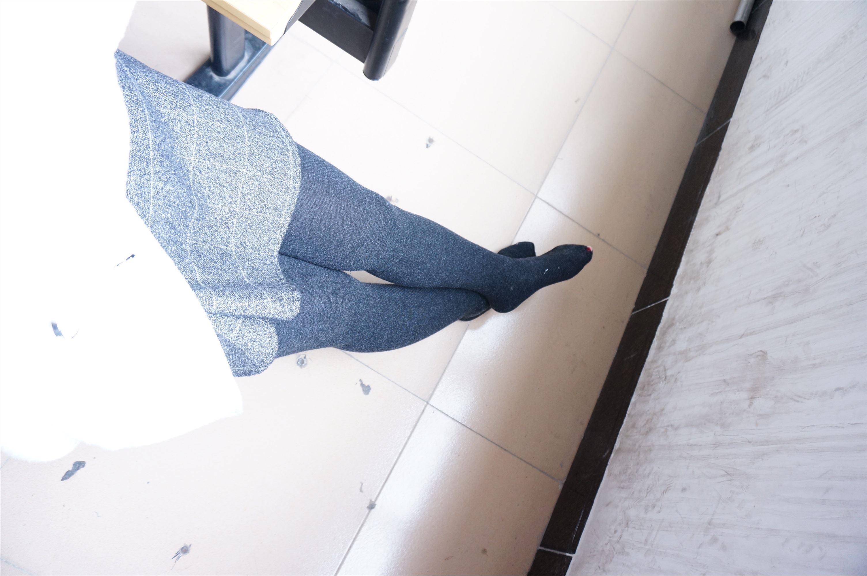 大西瓜套图 S012 黑丝白鞋少女116p