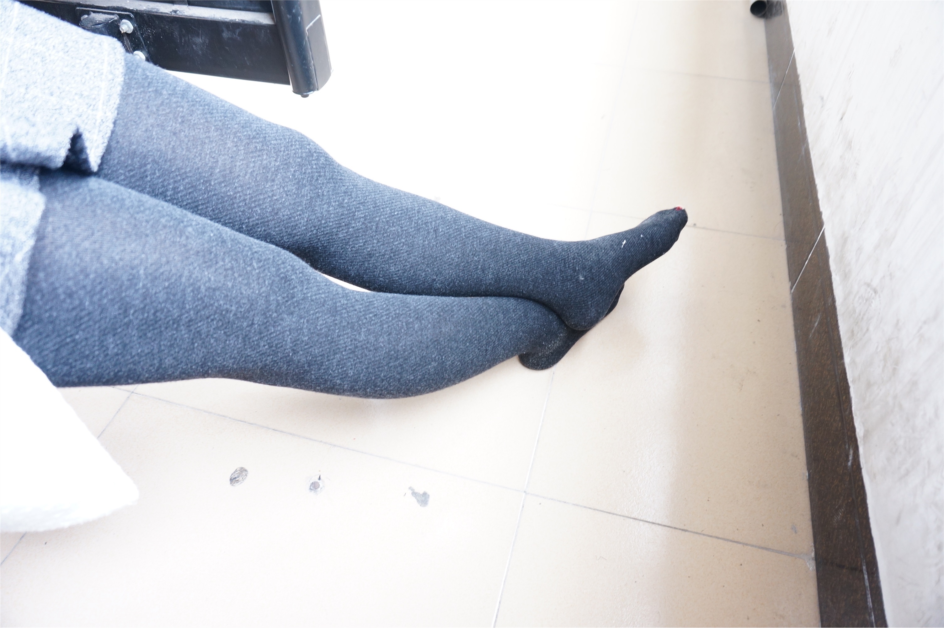 大西瓜套图 S012 黑丝白鞋少女116p