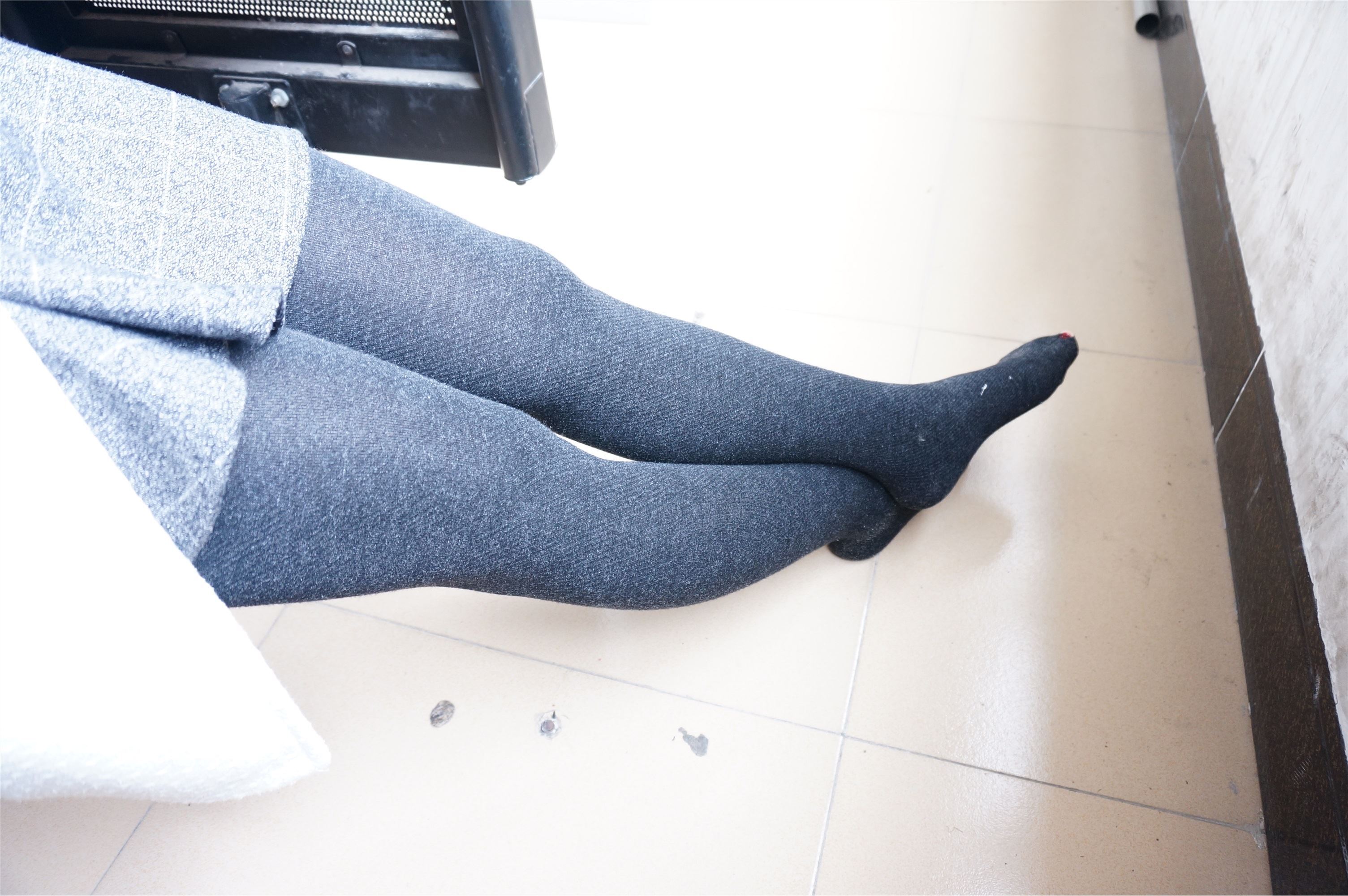 大西瓜套图 S012 黑丝白鞋少女116p