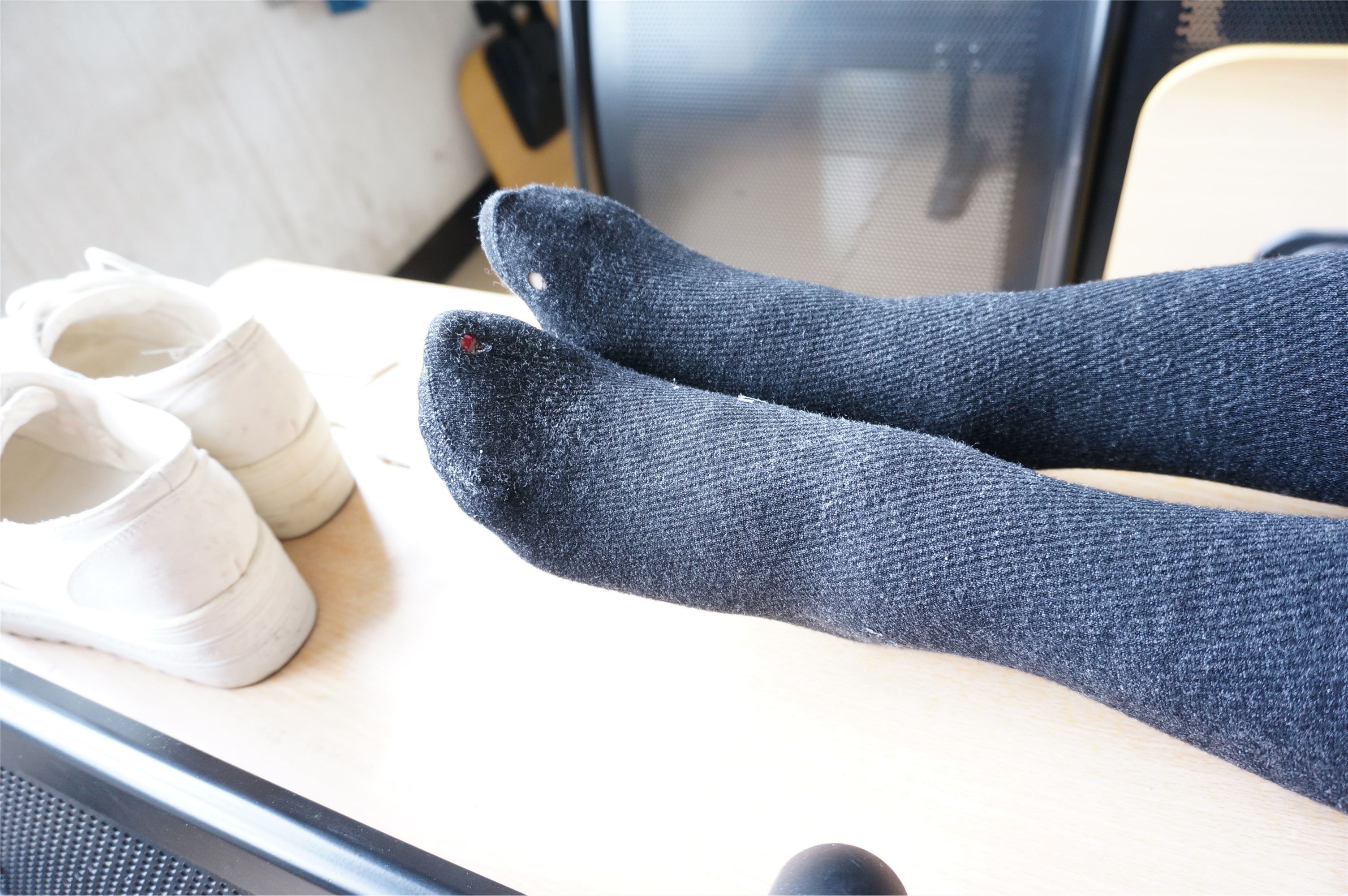 大西瓜套图 S012 黑丝白鞋少女116p