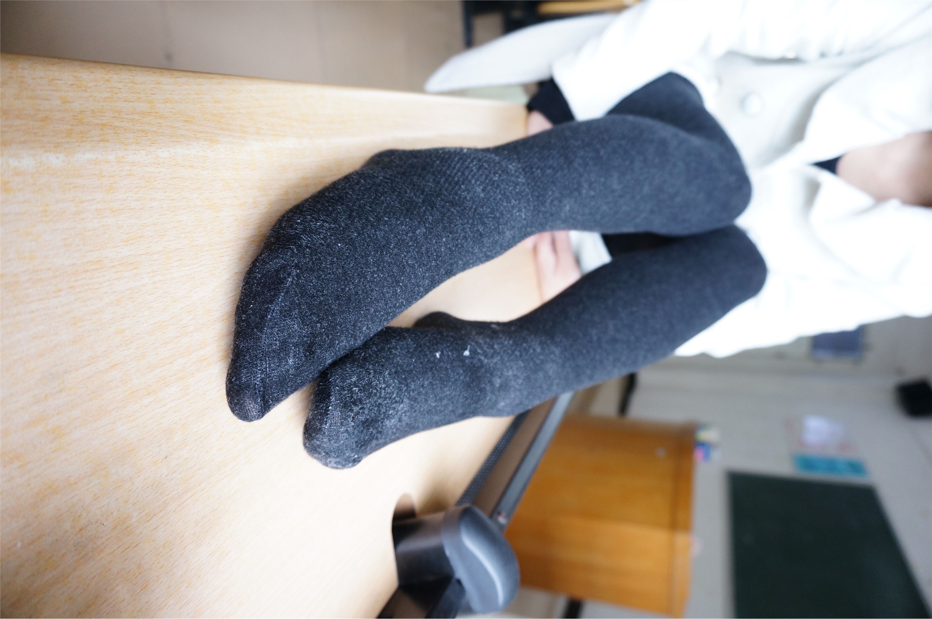 大西瓜套图 S012 黑丝白鞋少女116p