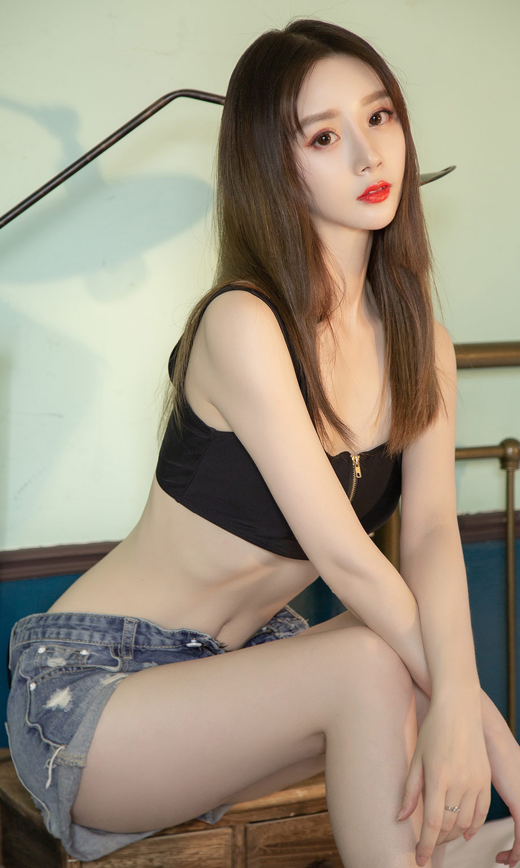Ugirls爱尤物 2019刊 2019.08.01 No.1534 徐肉肉 少女甜