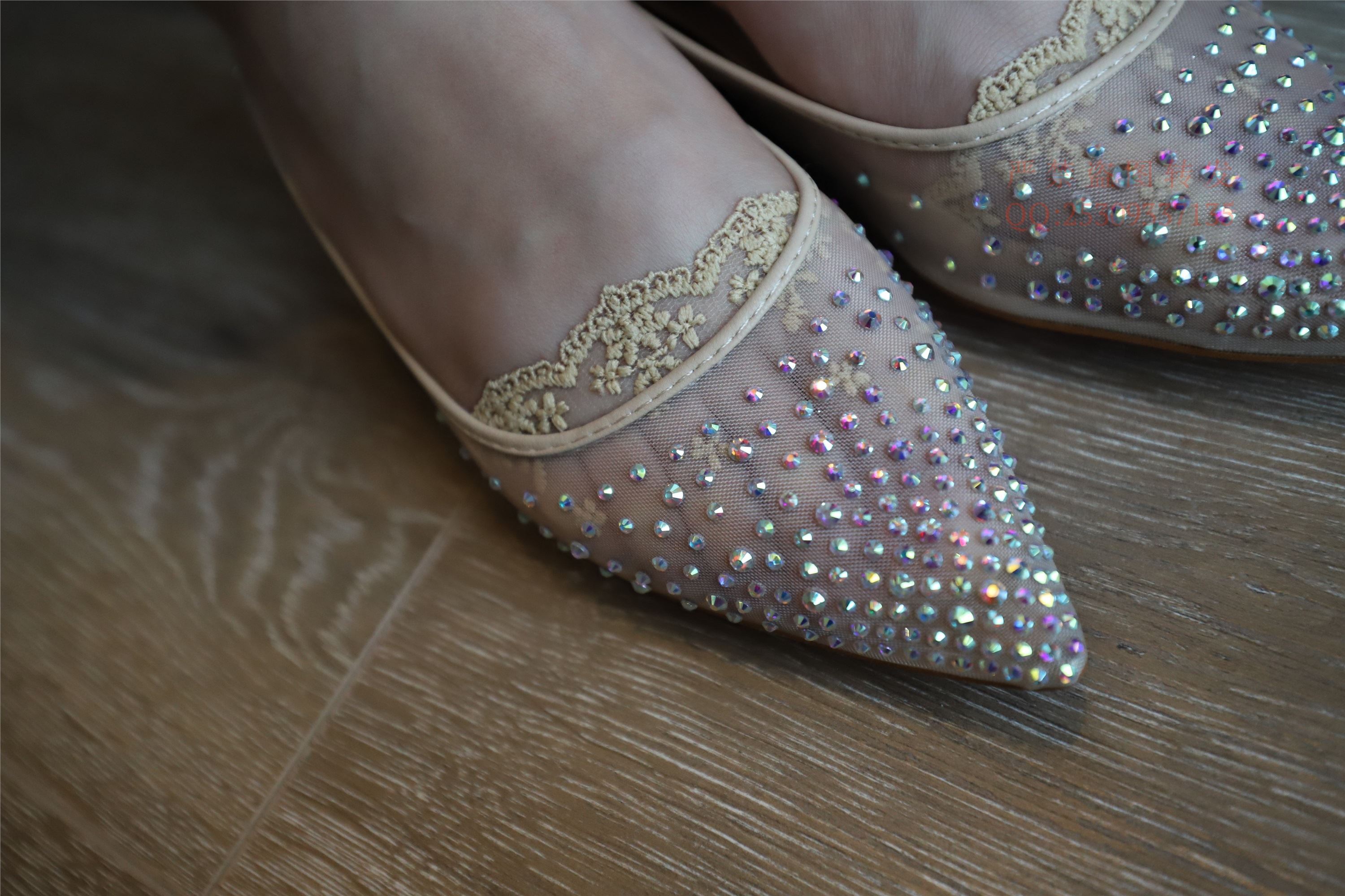 大西瓜套图 2018 7.8月活动模特一服务员船袜1