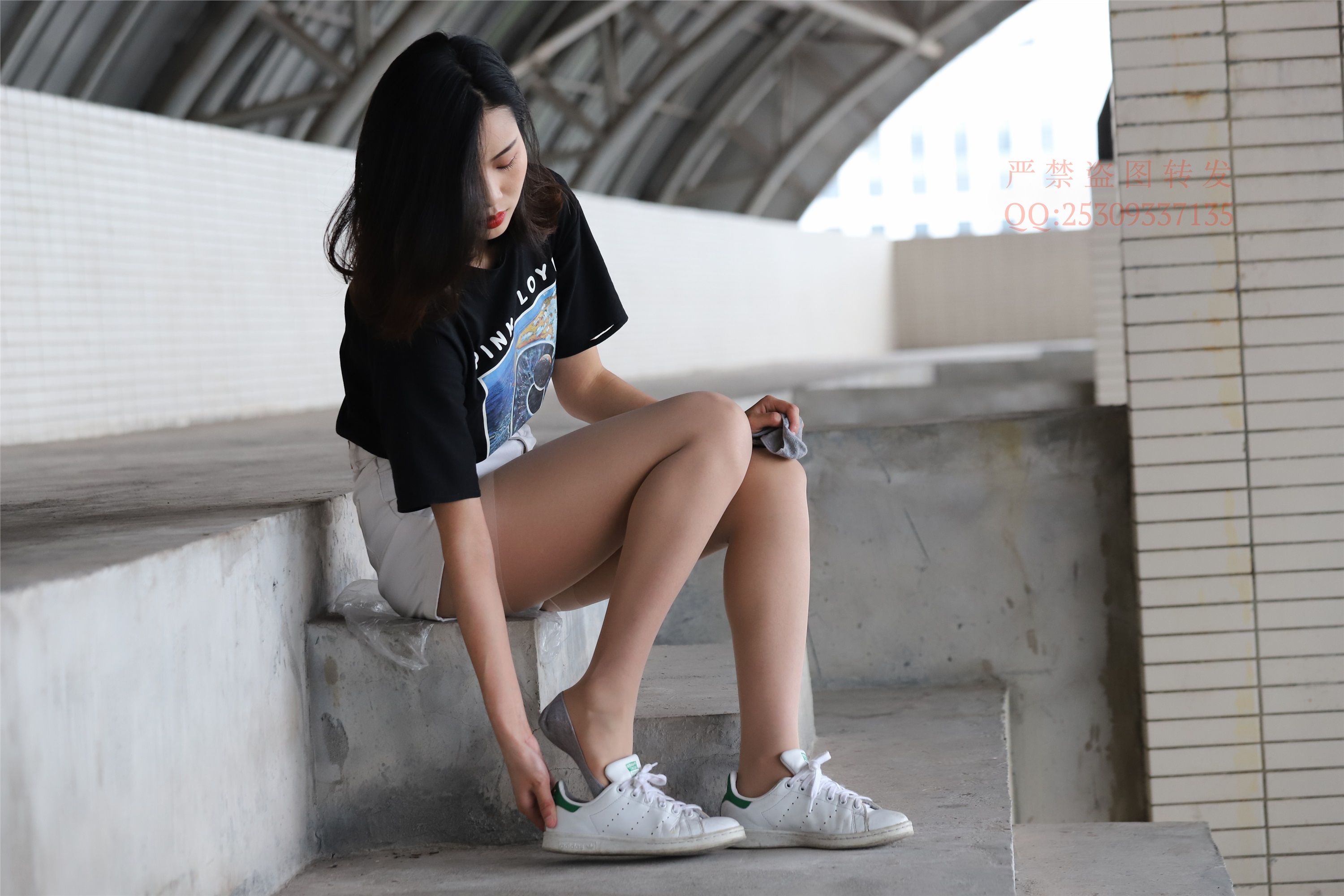 大西瓜套图 2018 7.8月活动模特二贝壳头户外肉si船袜2